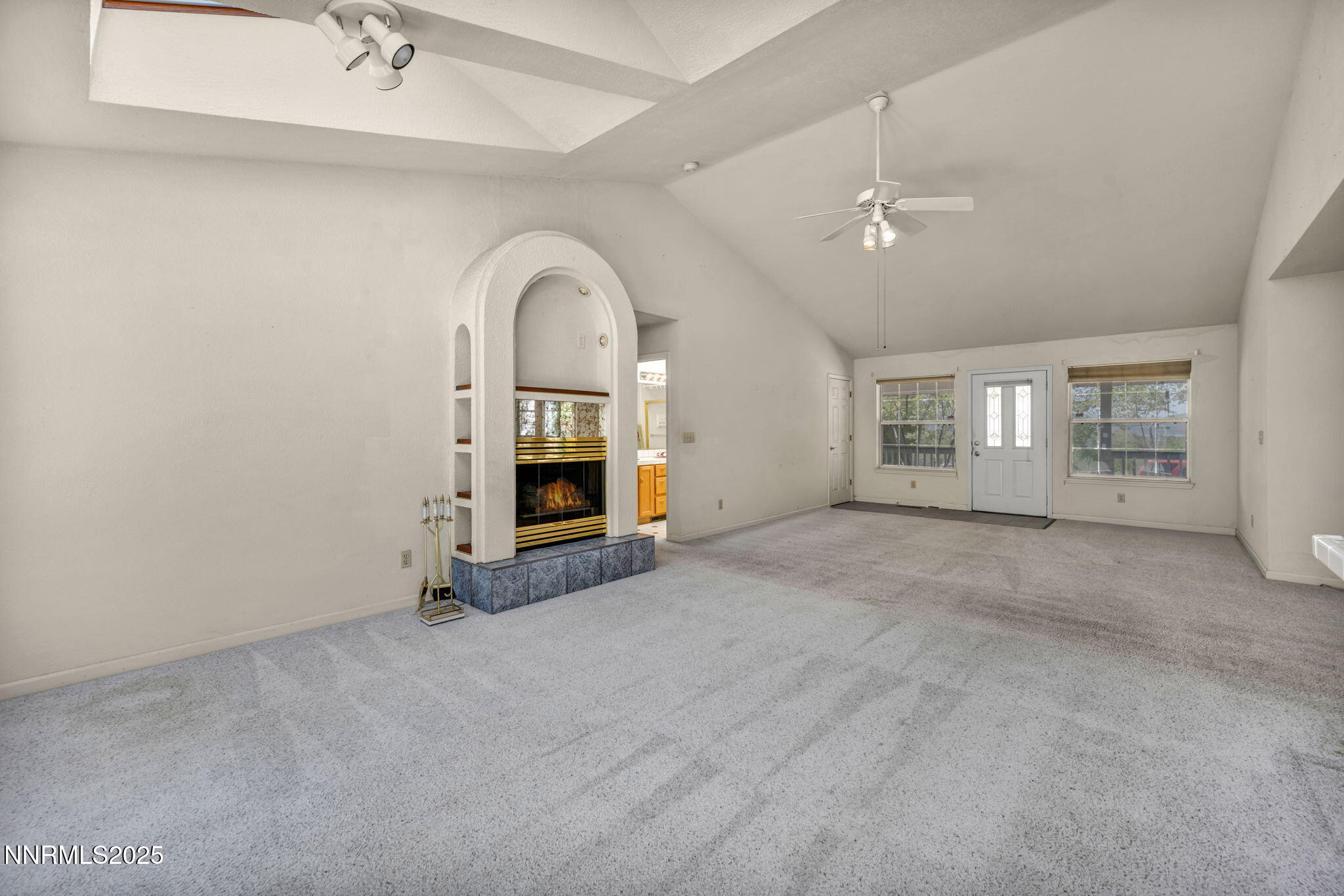 Washoe Valley, Nevada 89704, United States, 3 Bedrooms Bedrooms, ,2 BathroomsBathrooms,Residential,Pending,140096