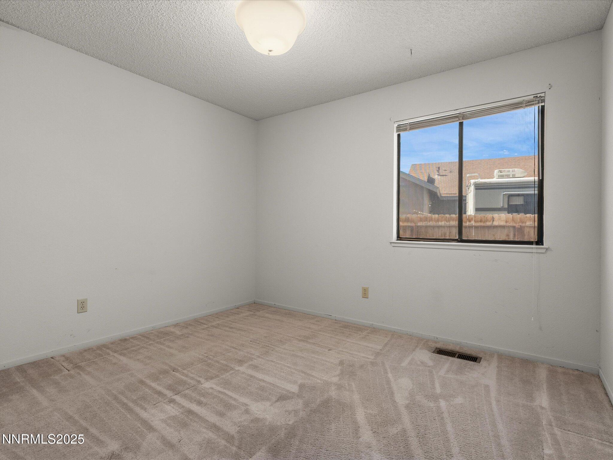 30-1409 Jennys Ln-129