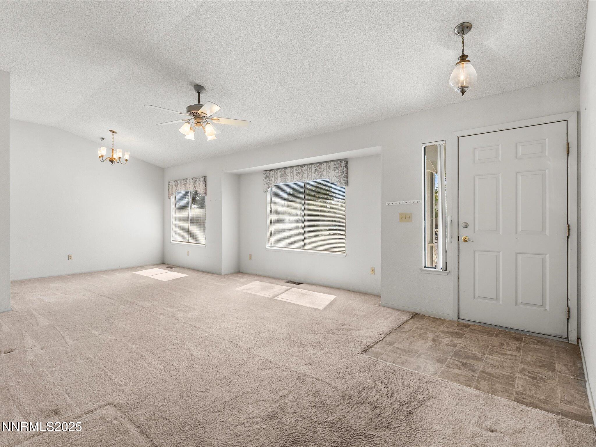 06-1409 Jennys Ln-105