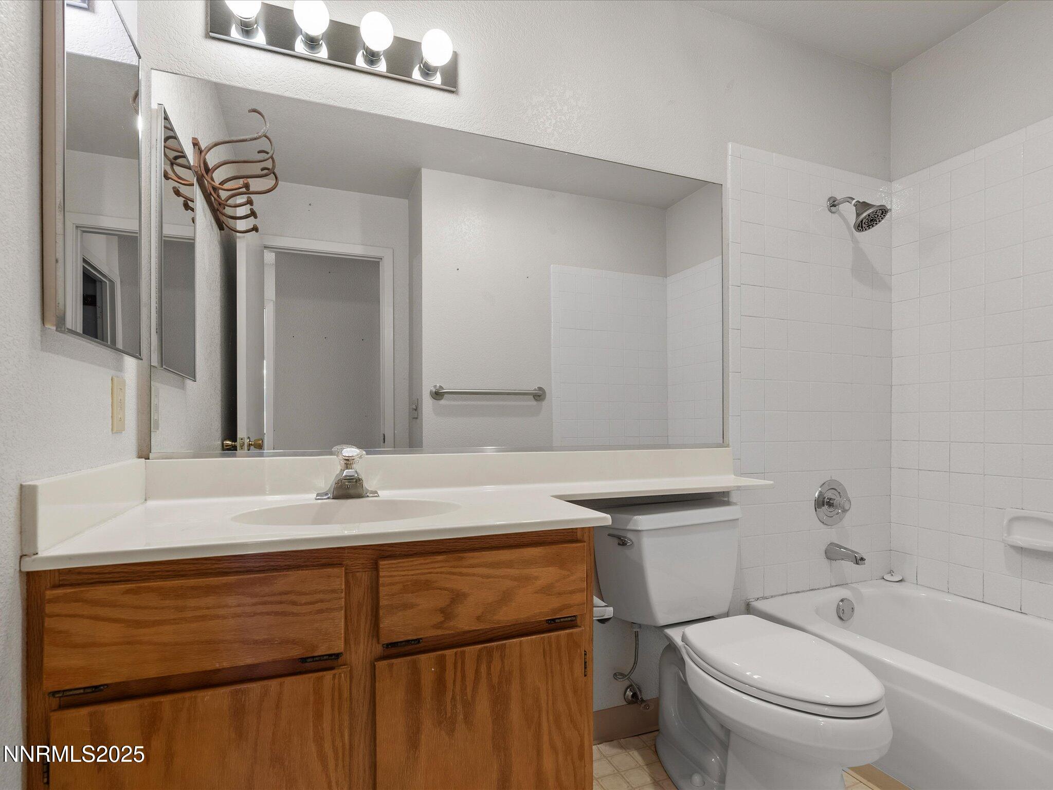 29-1409 Jennys Ln-128