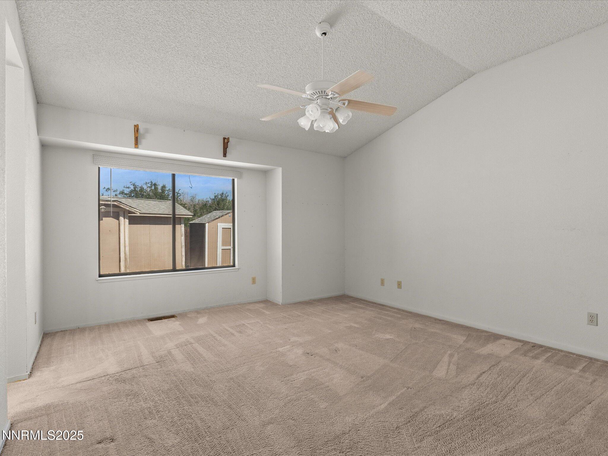 22-1409 Jennys Ln-121