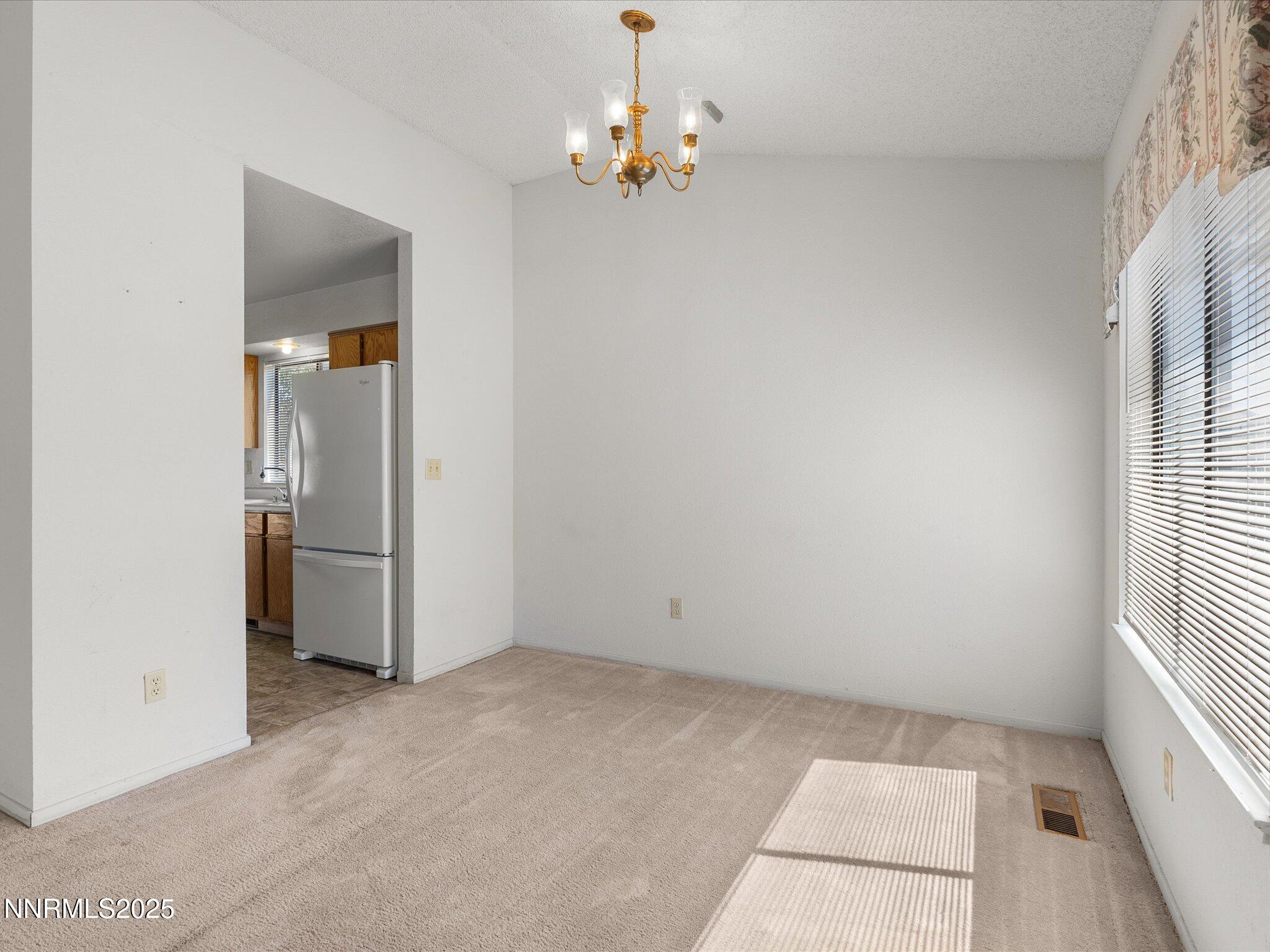 10-1409 Jennys Ln-109