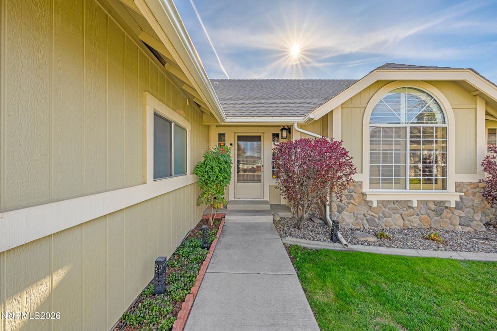 Photo of 994 Lilac Court, Minden, NV 89423 (MLS # 260004720)