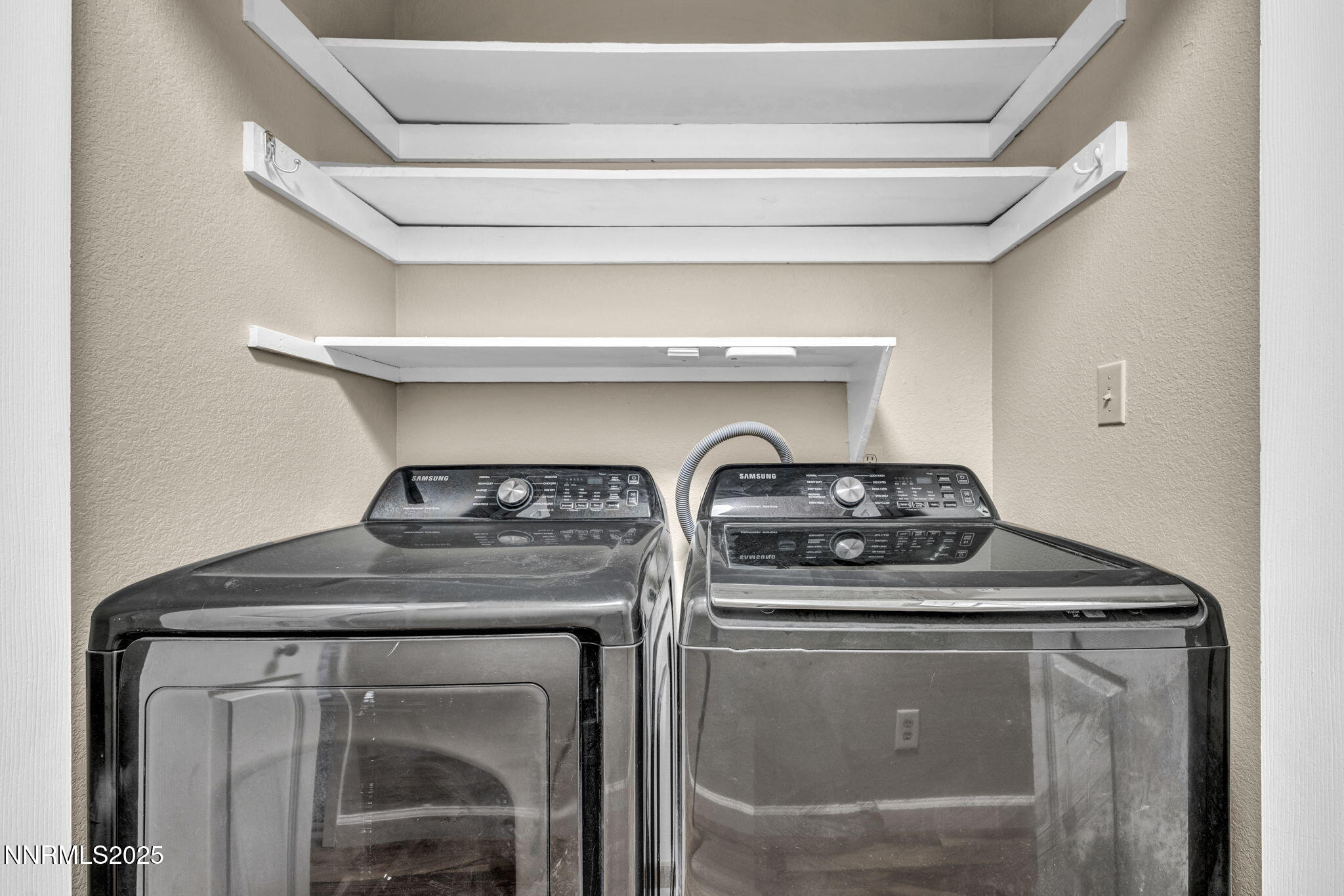 64-web-or-mls-3840-shearwater-dr