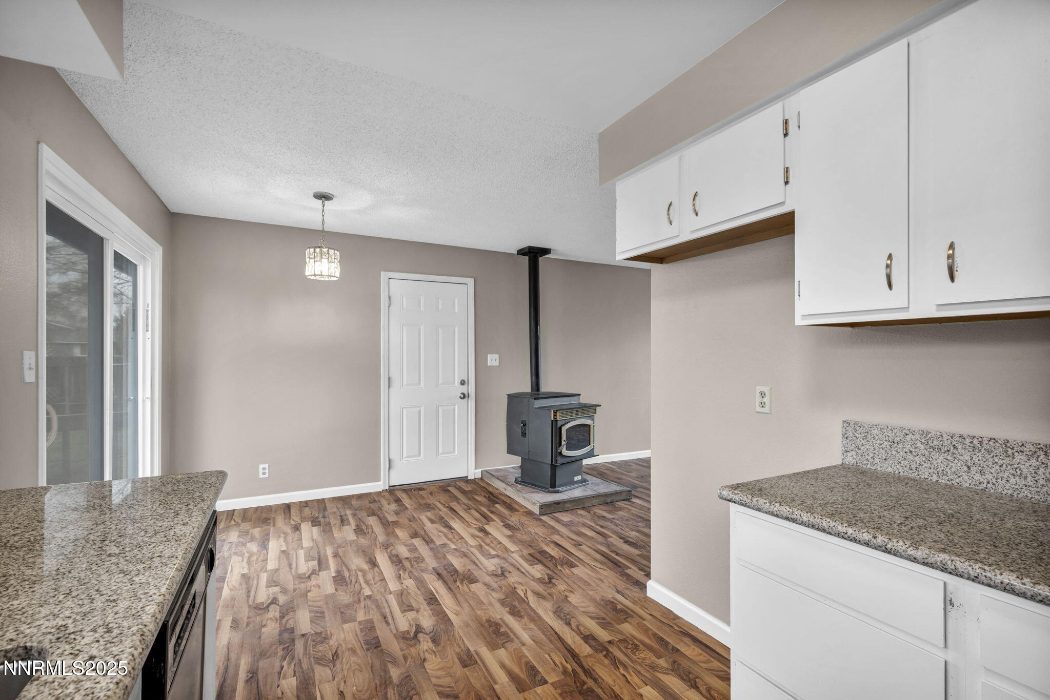 55-web-or-mls-3840-shearwater-dr