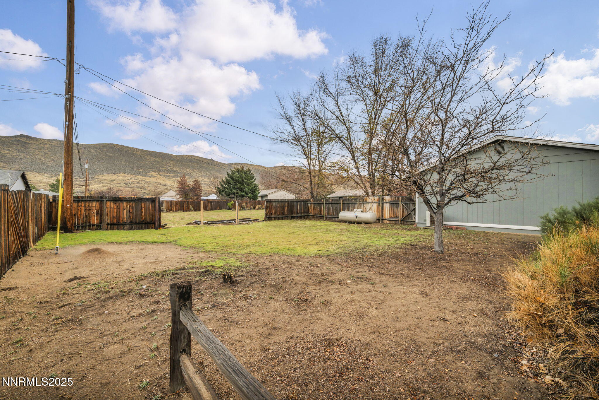 16-web-or-mls-3840-shearwater-dr