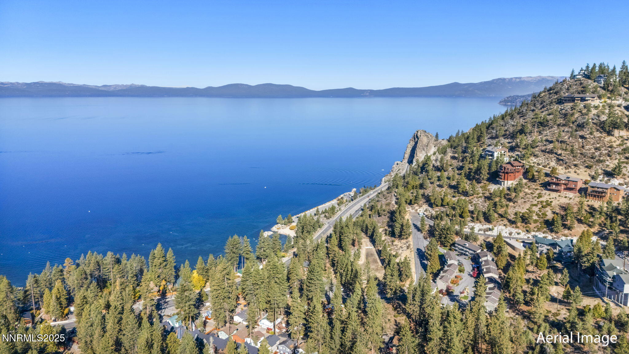 28-web-or-mls-1300-cave-rock-dr