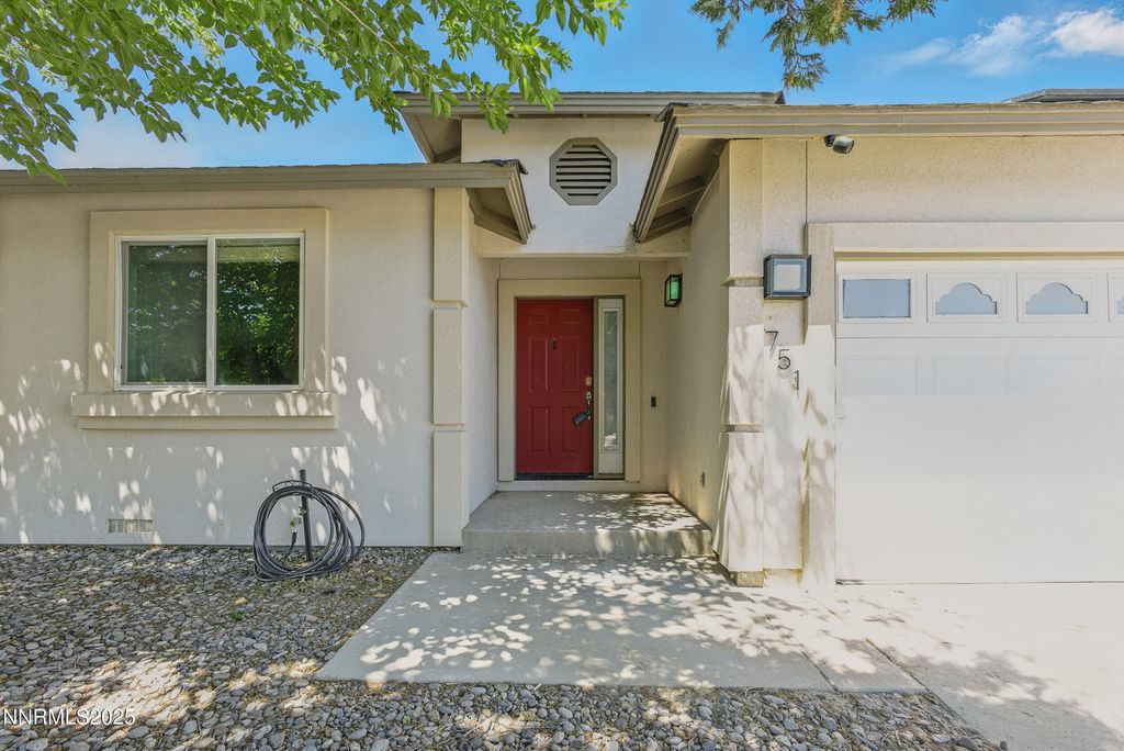 Photo of 751 Divot Drive, Fernley, NV 89408 (MLS # 260003842)