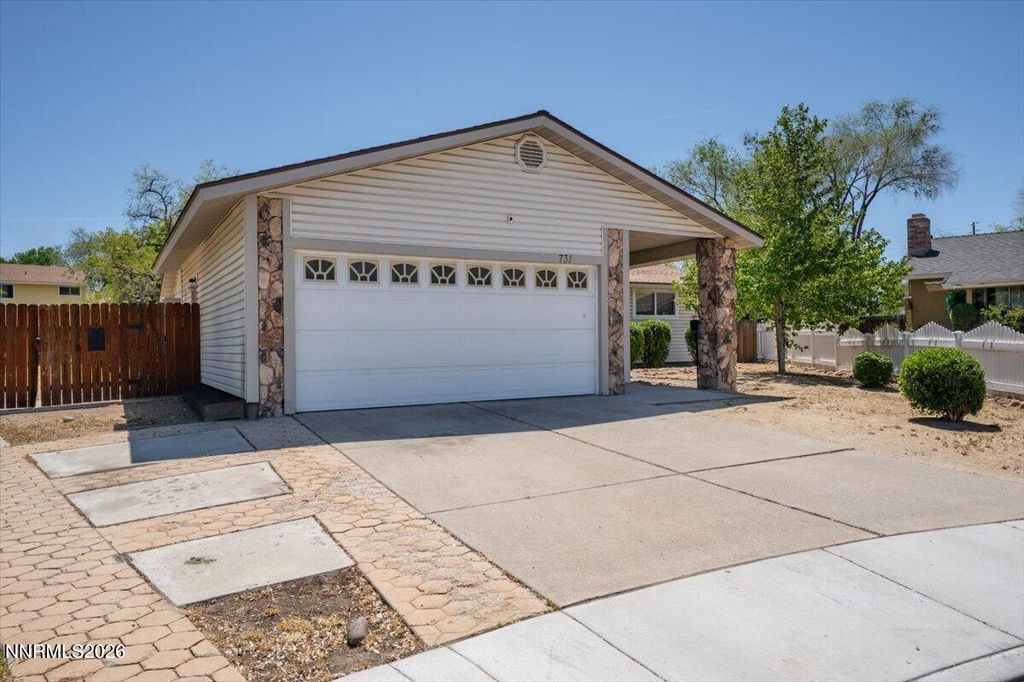 Photo of 731 Desert View Court, Sparks, NV 89434 (MLS # 260005846)