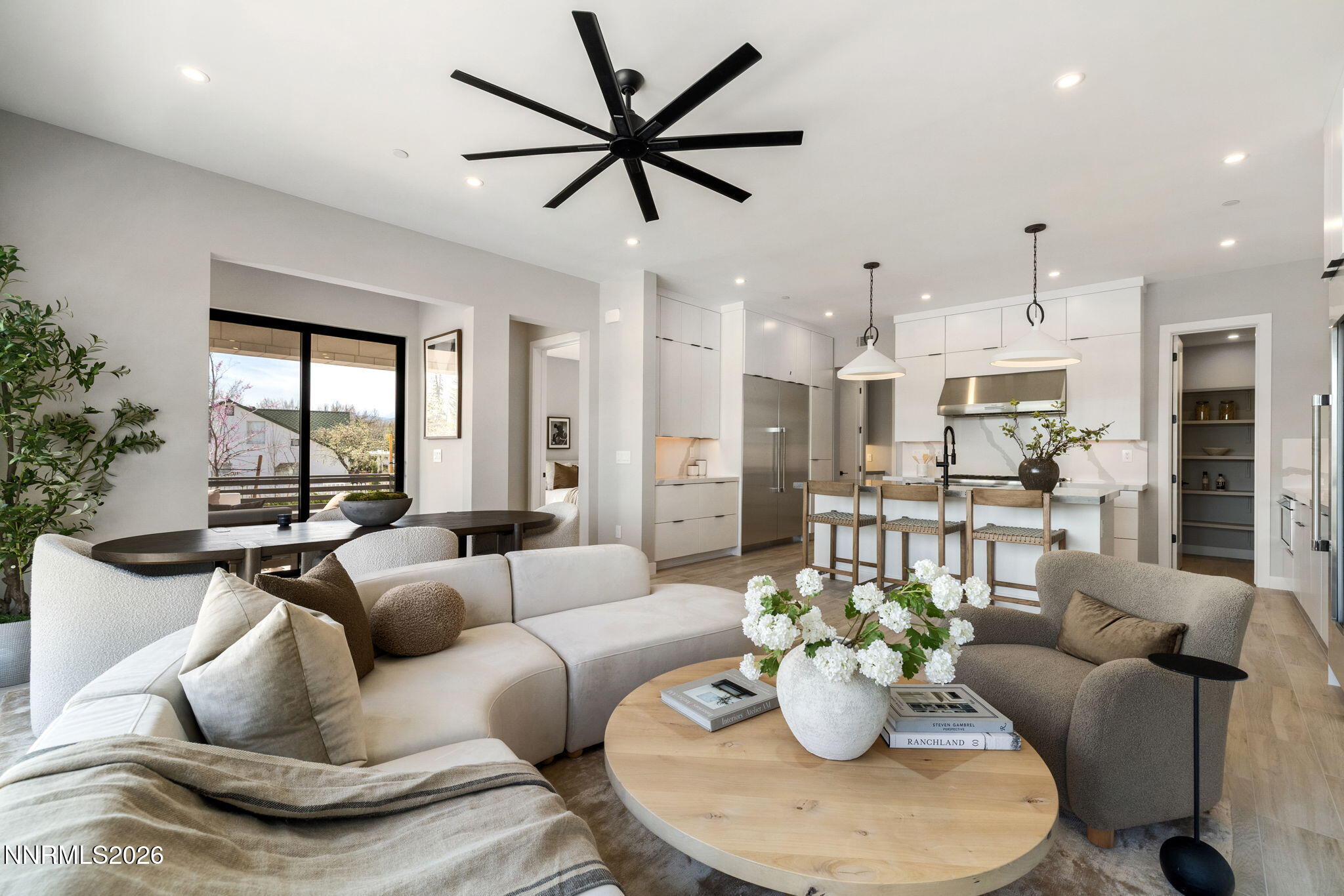 71-web-or-mls-84 Caballada St -72