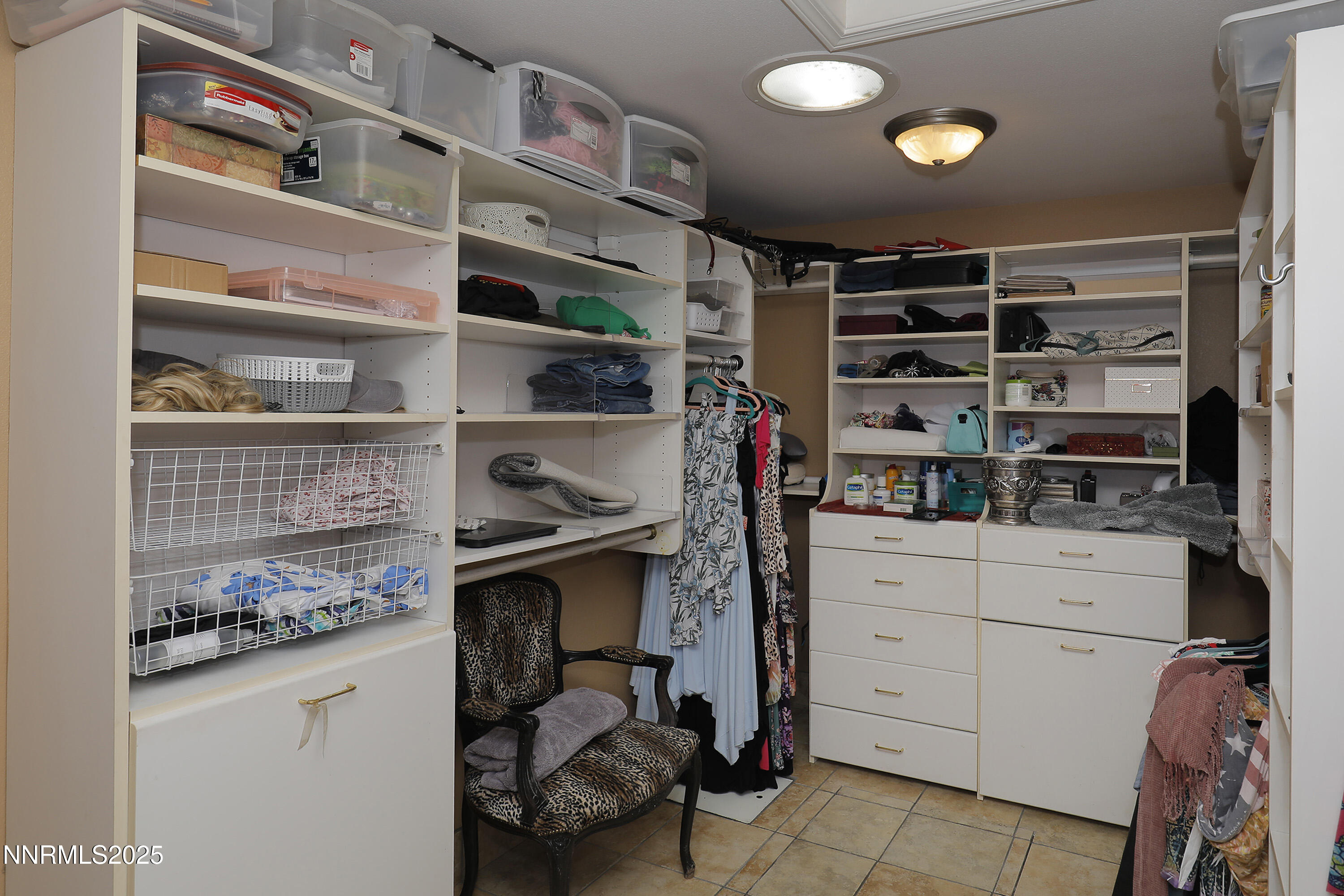 closet1