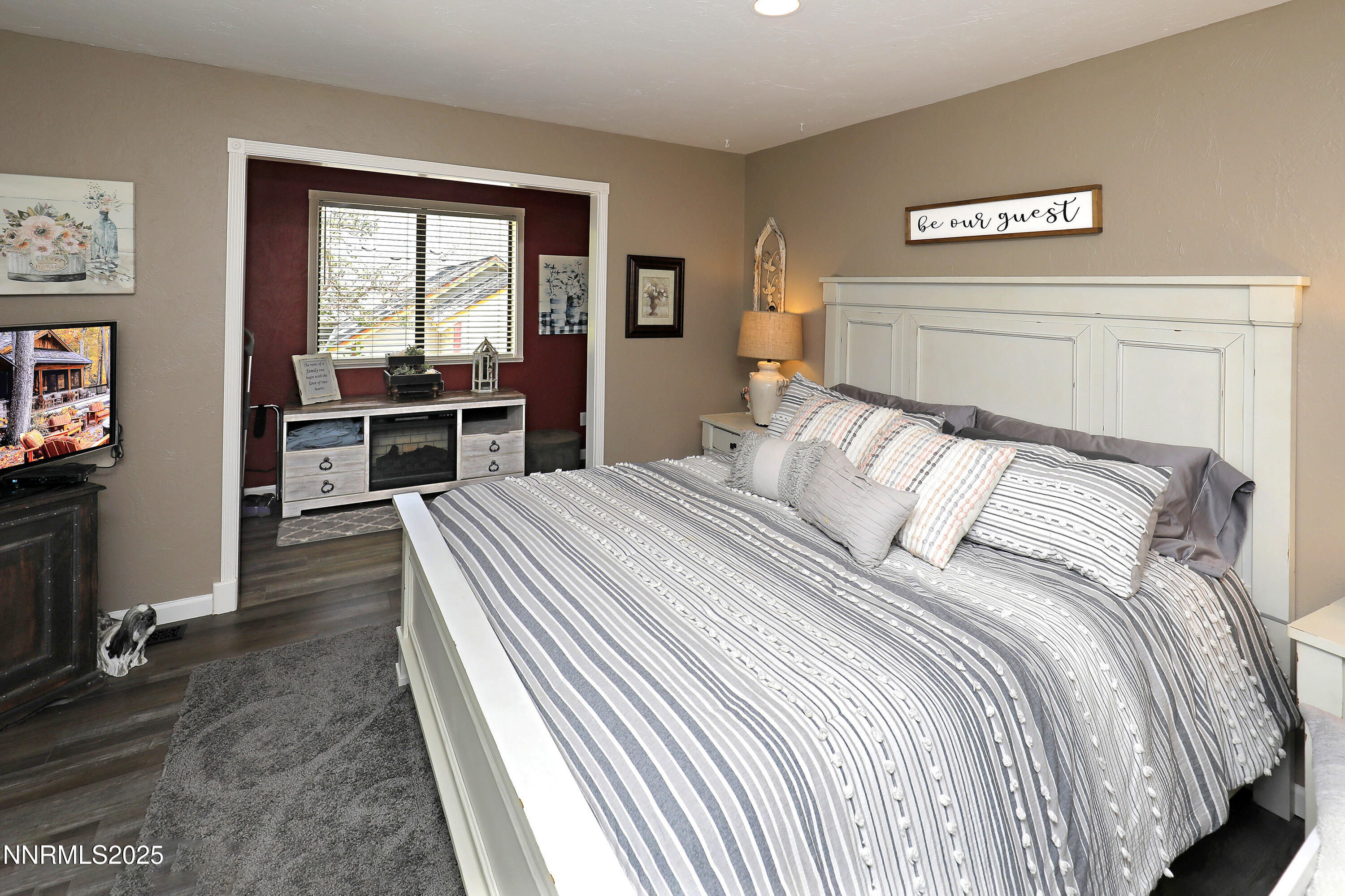 bedroom1a