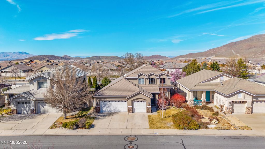 Photo of 2375 Lincoln Meadows Drive, Reno, NV 89521 (MLS # 260002940)