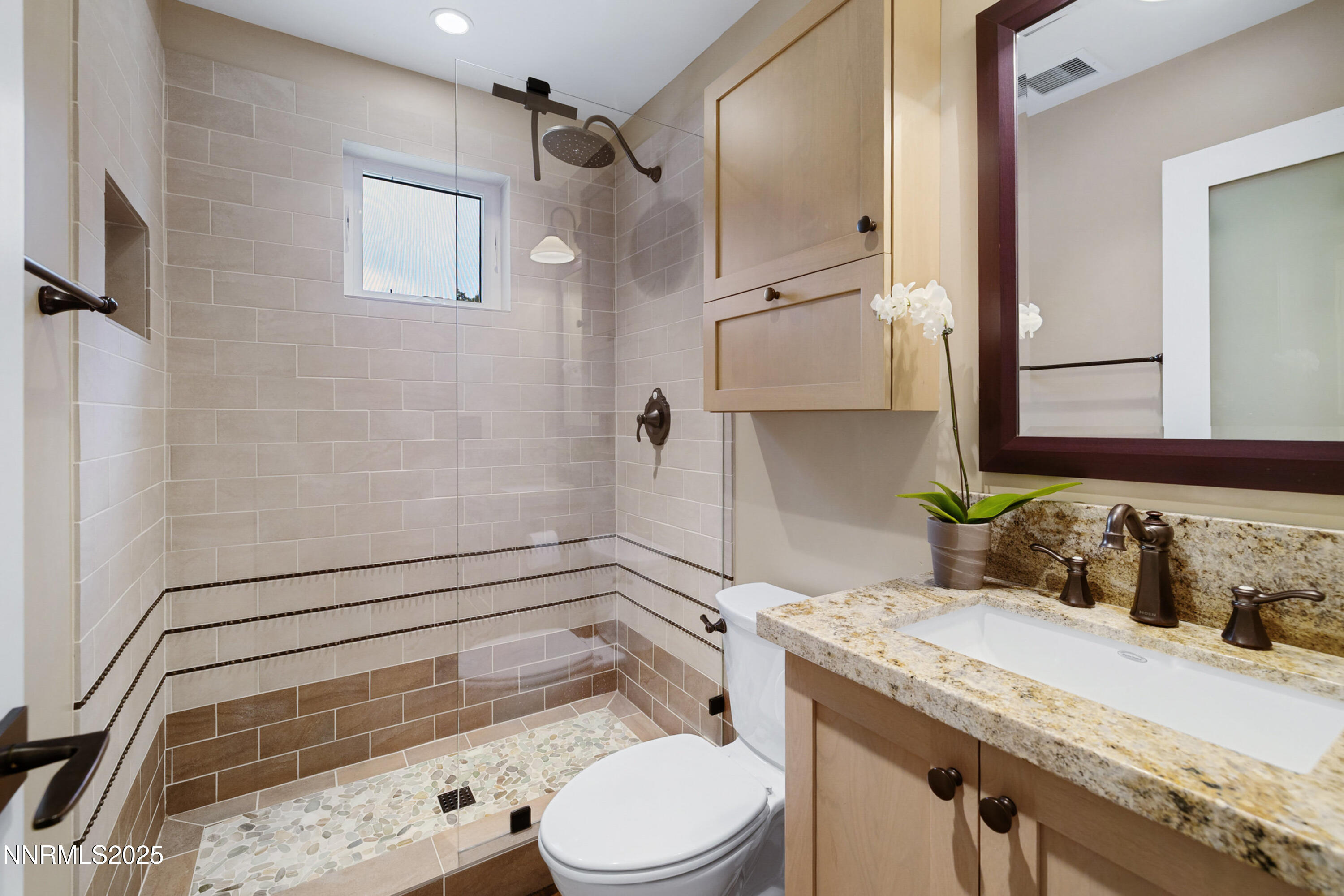 029_60-print-110_moonstone-8_724