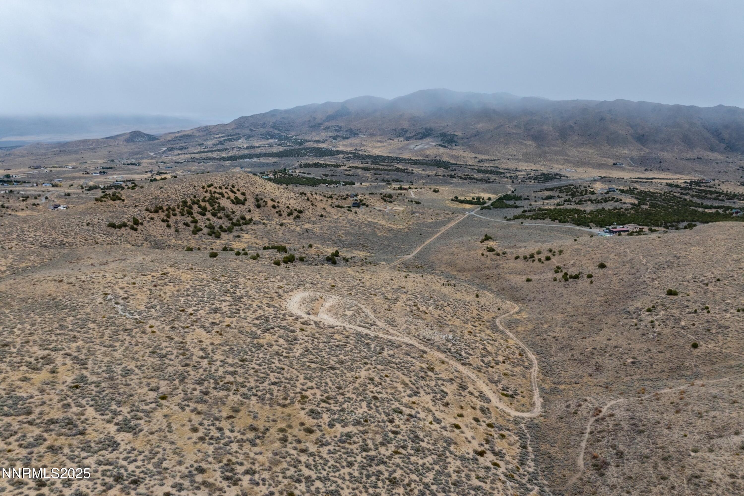 075_19-print-110_moonstone_drone-19_725