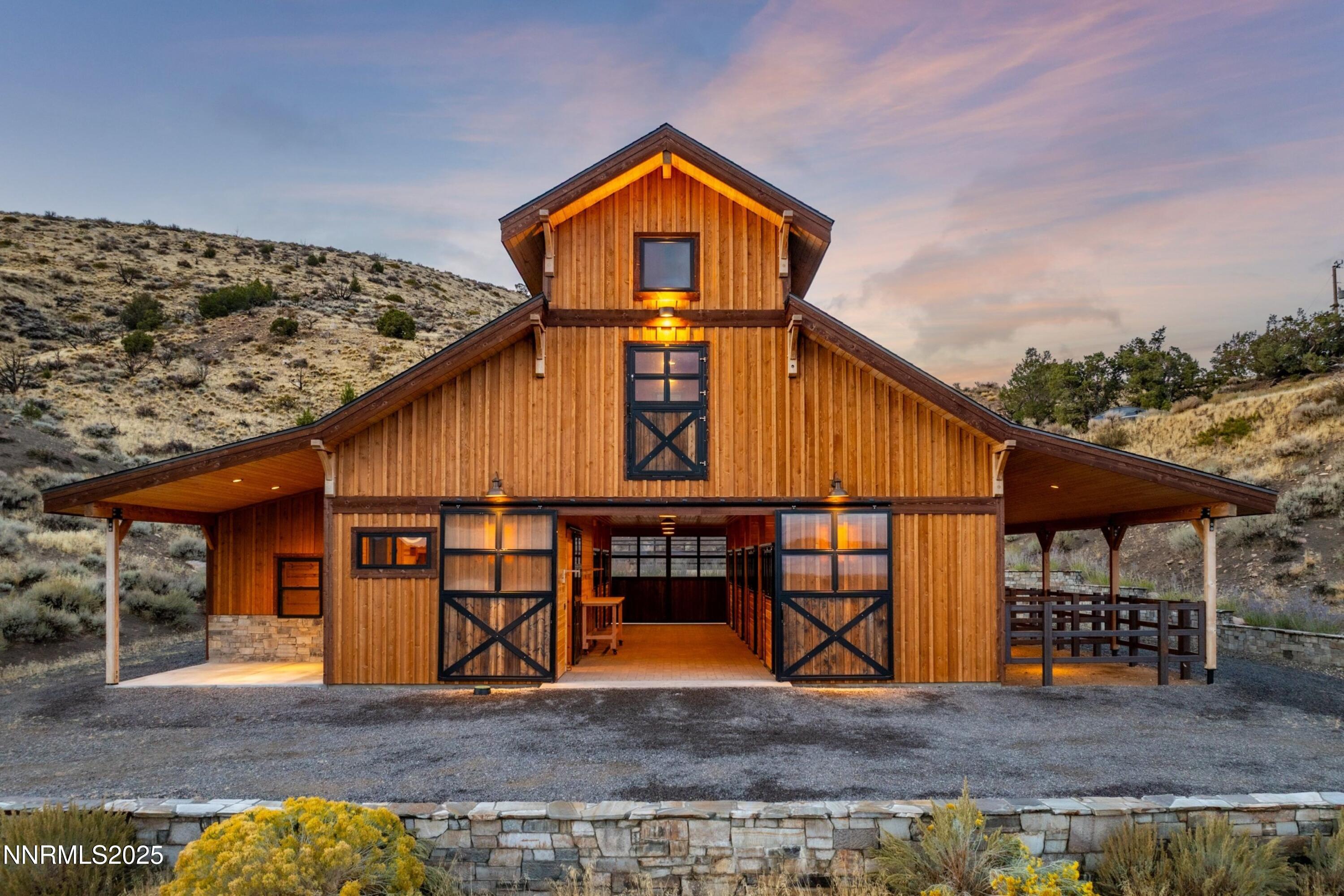 039_44-print-110_moonstone_drone-45_80