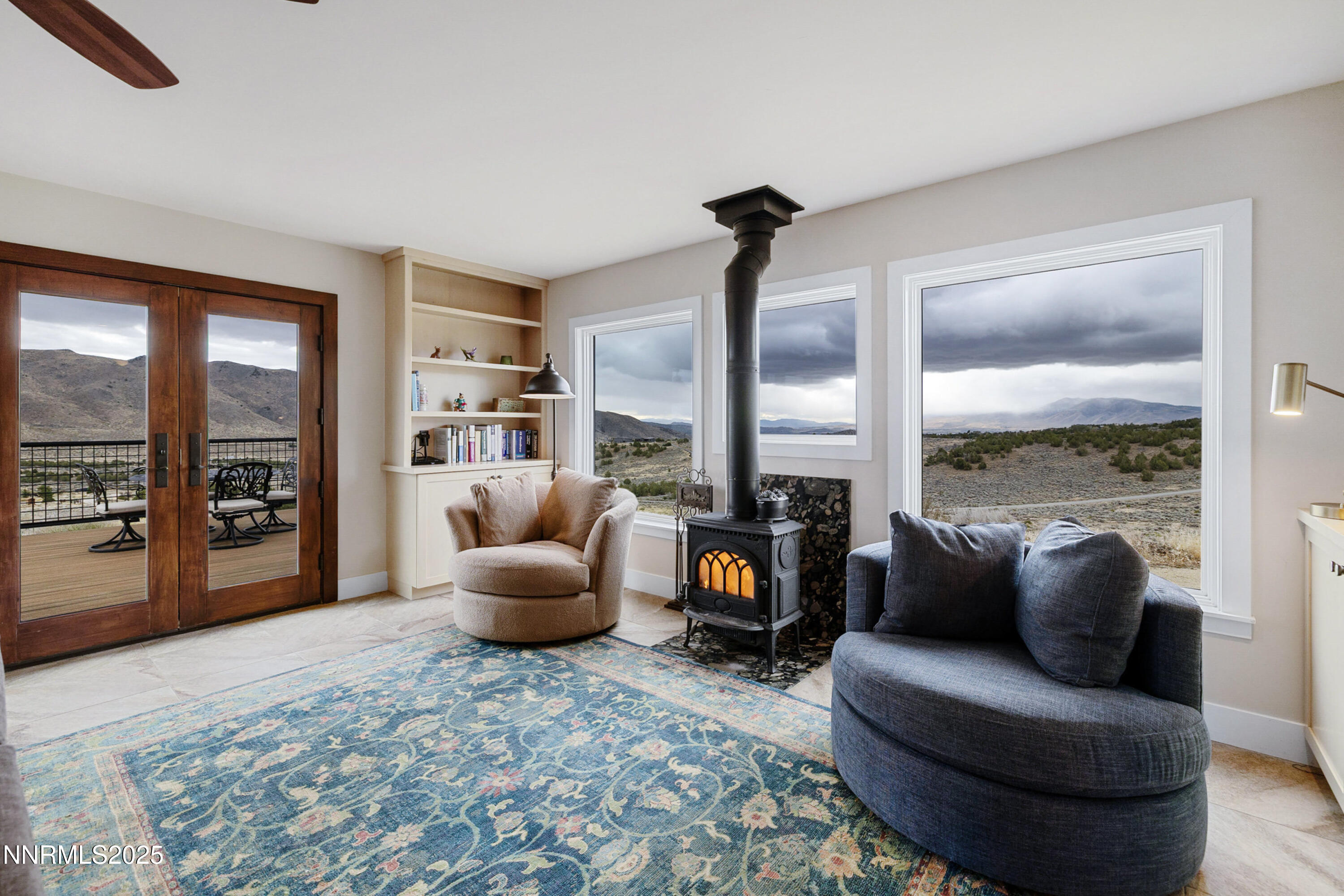 009_74-print-110_moonstone-22_900