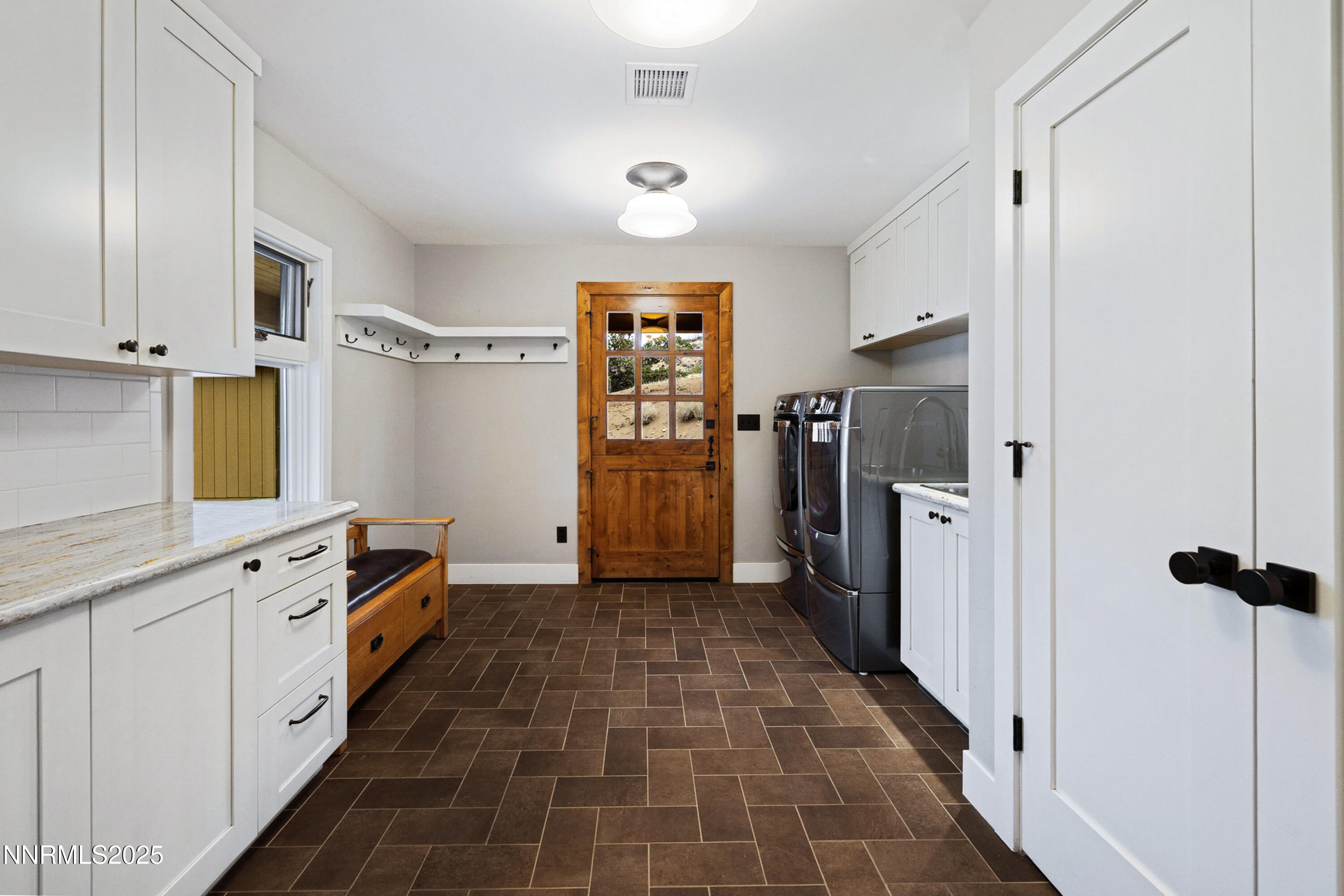 032_55-print-110_moonstone-3_591