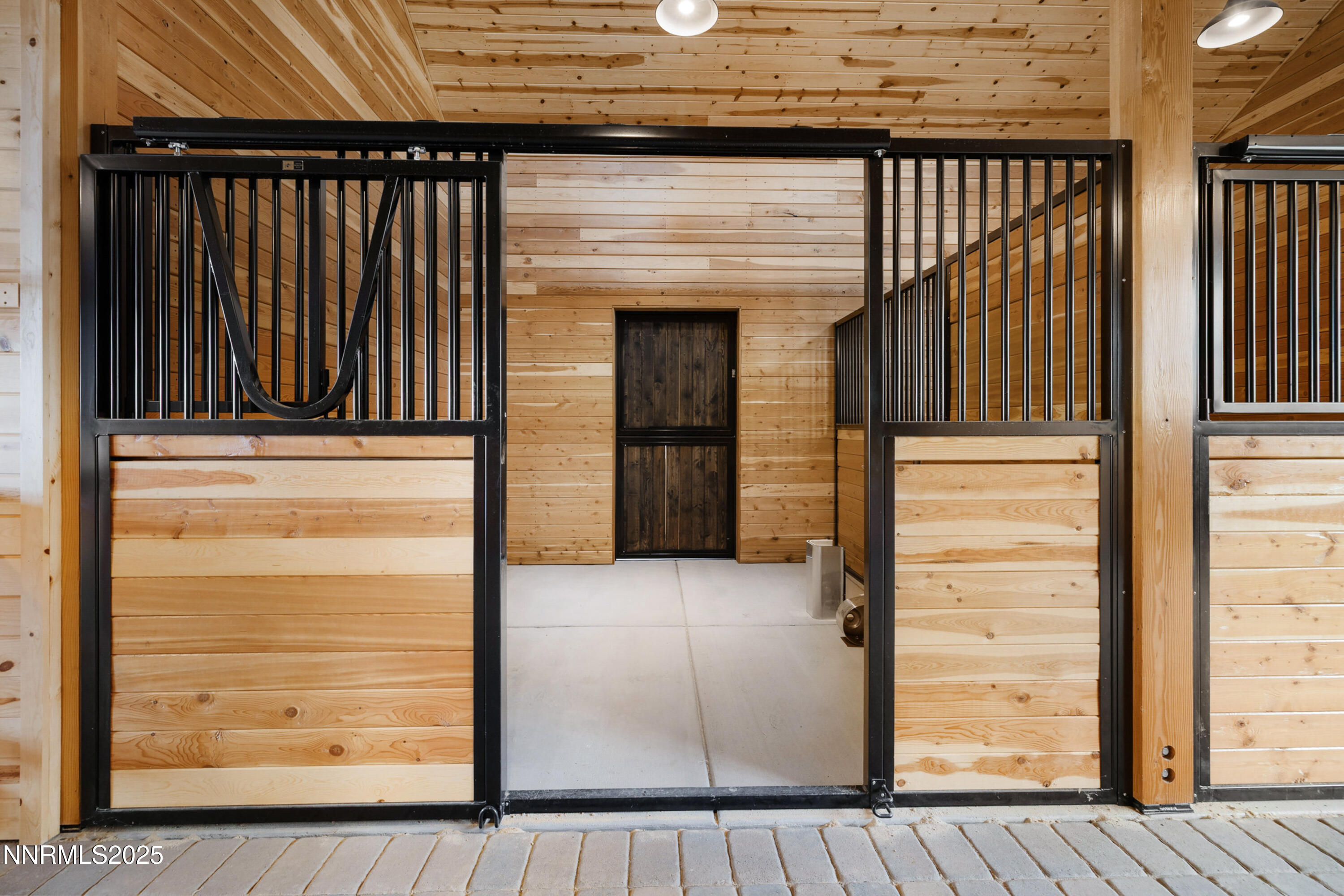 044_96-print-110_moonstone-44_583