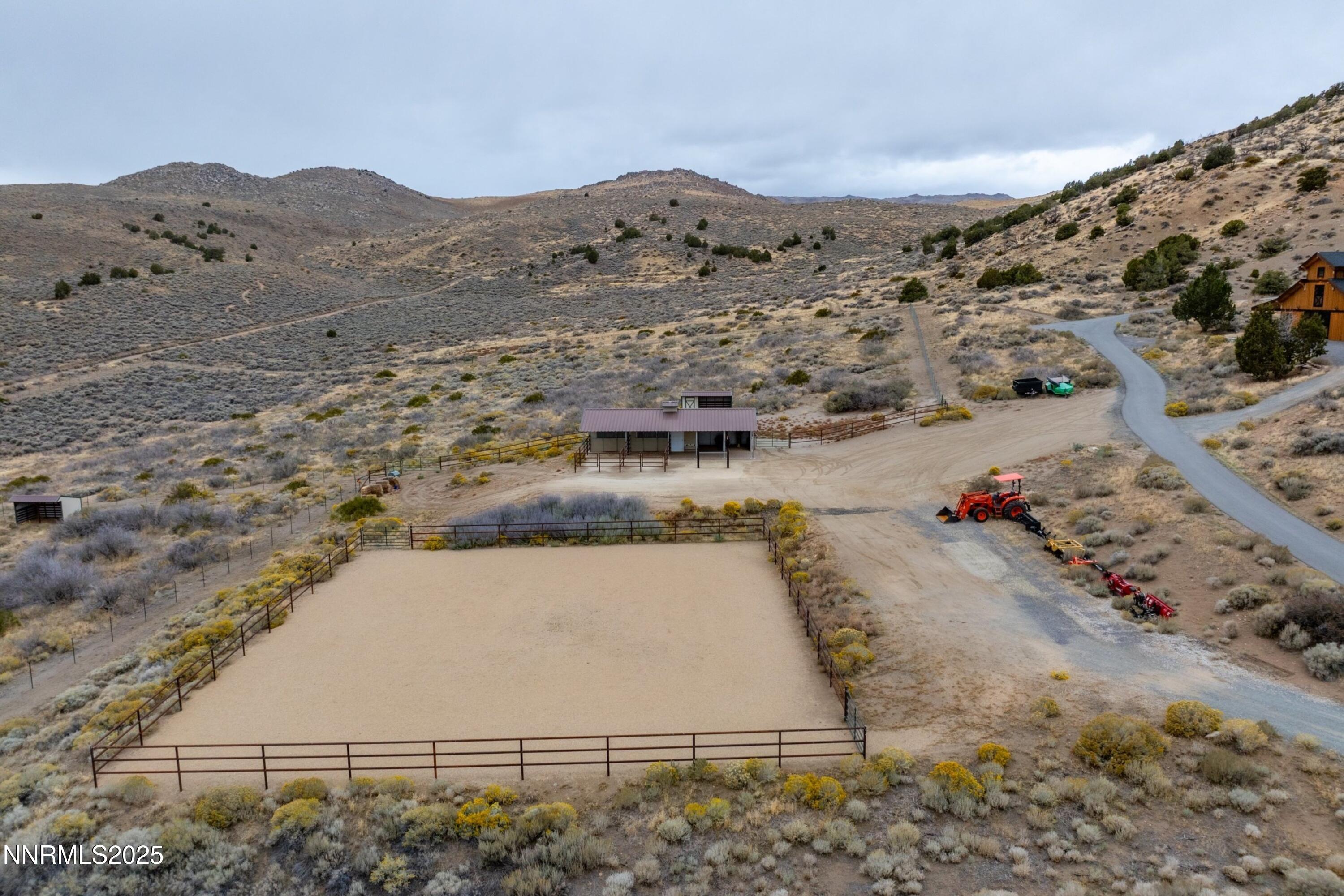 051_21-print-110_moonstone_drone-22_694