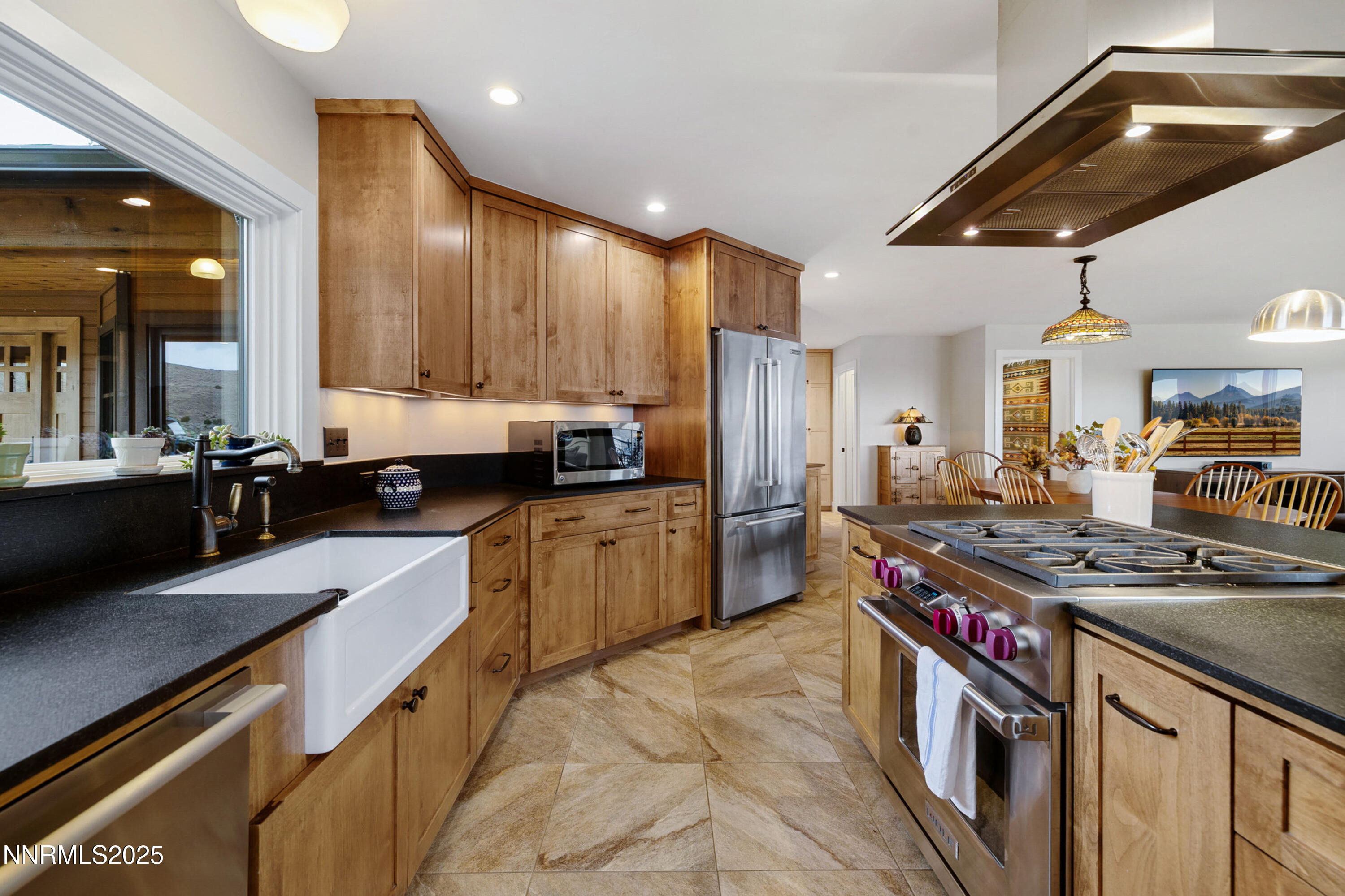 012_79-print-110_moonstone-27_815