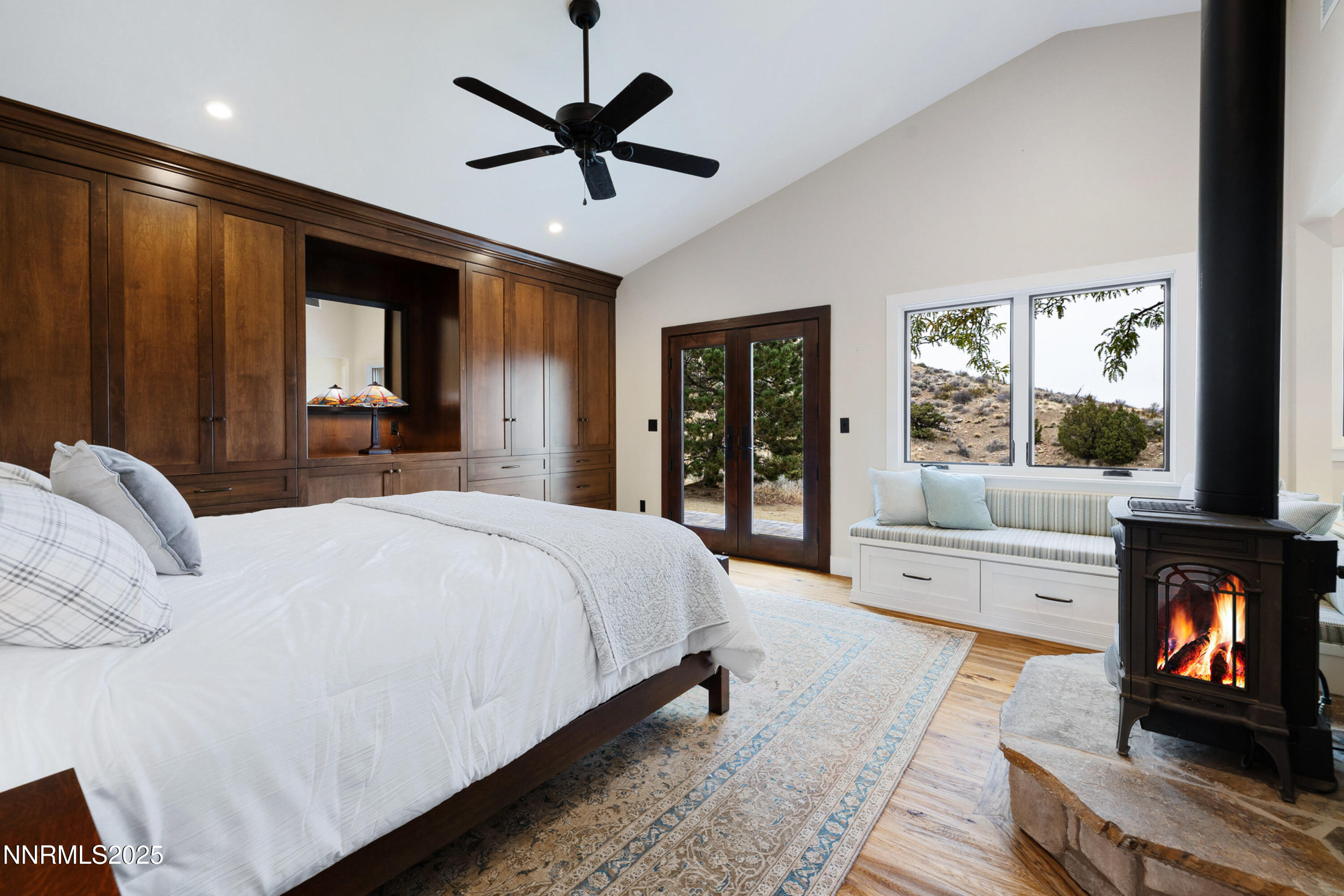 021_65-print-110_moonstone-13_354