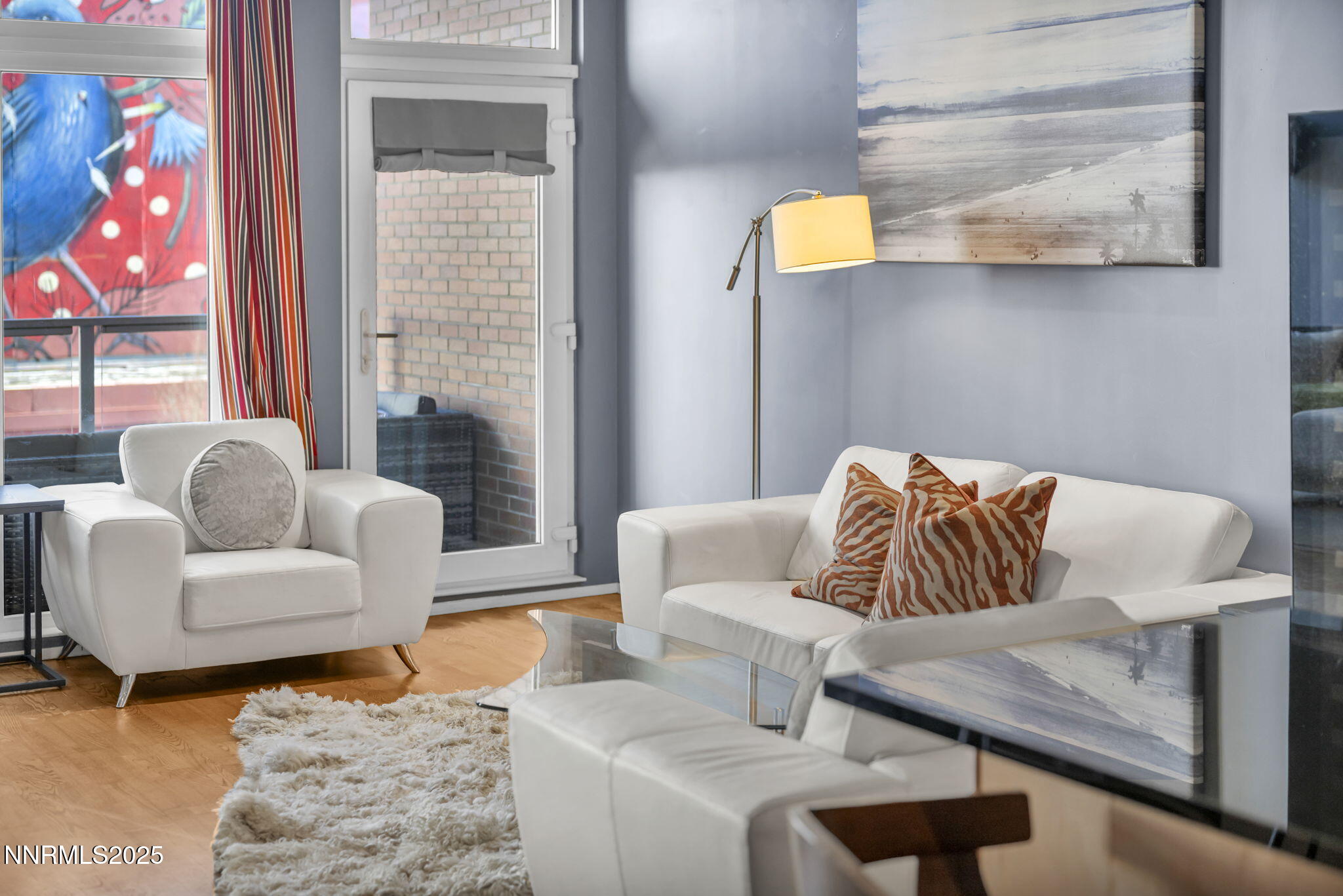 6-web-or-mls-255-n-sierra-st-unit-307