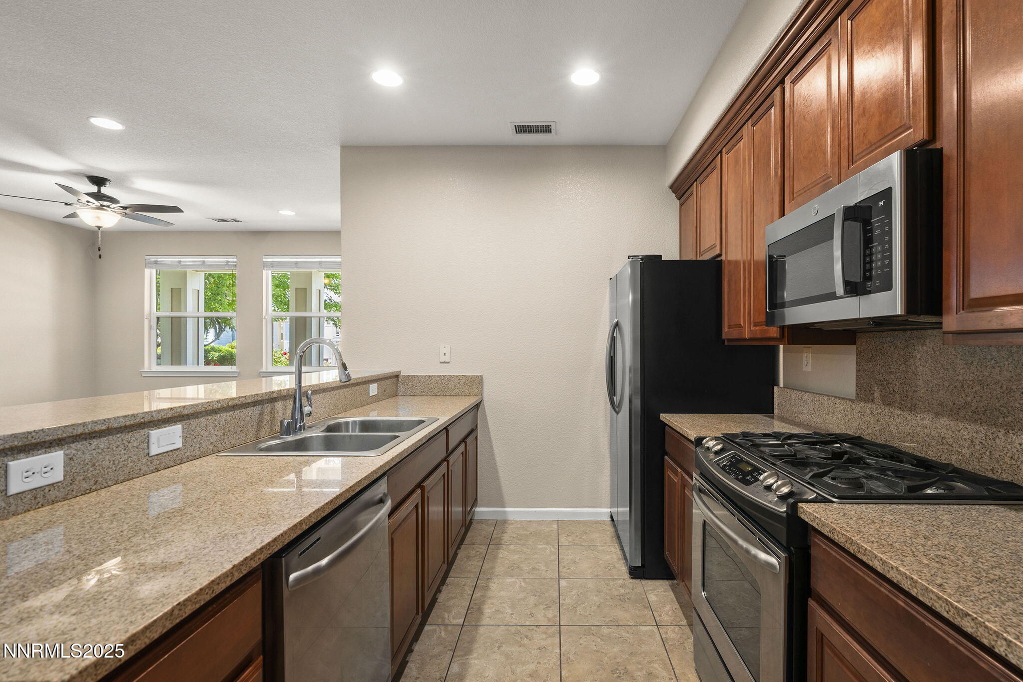 15-web-or-mls-_DSC0224