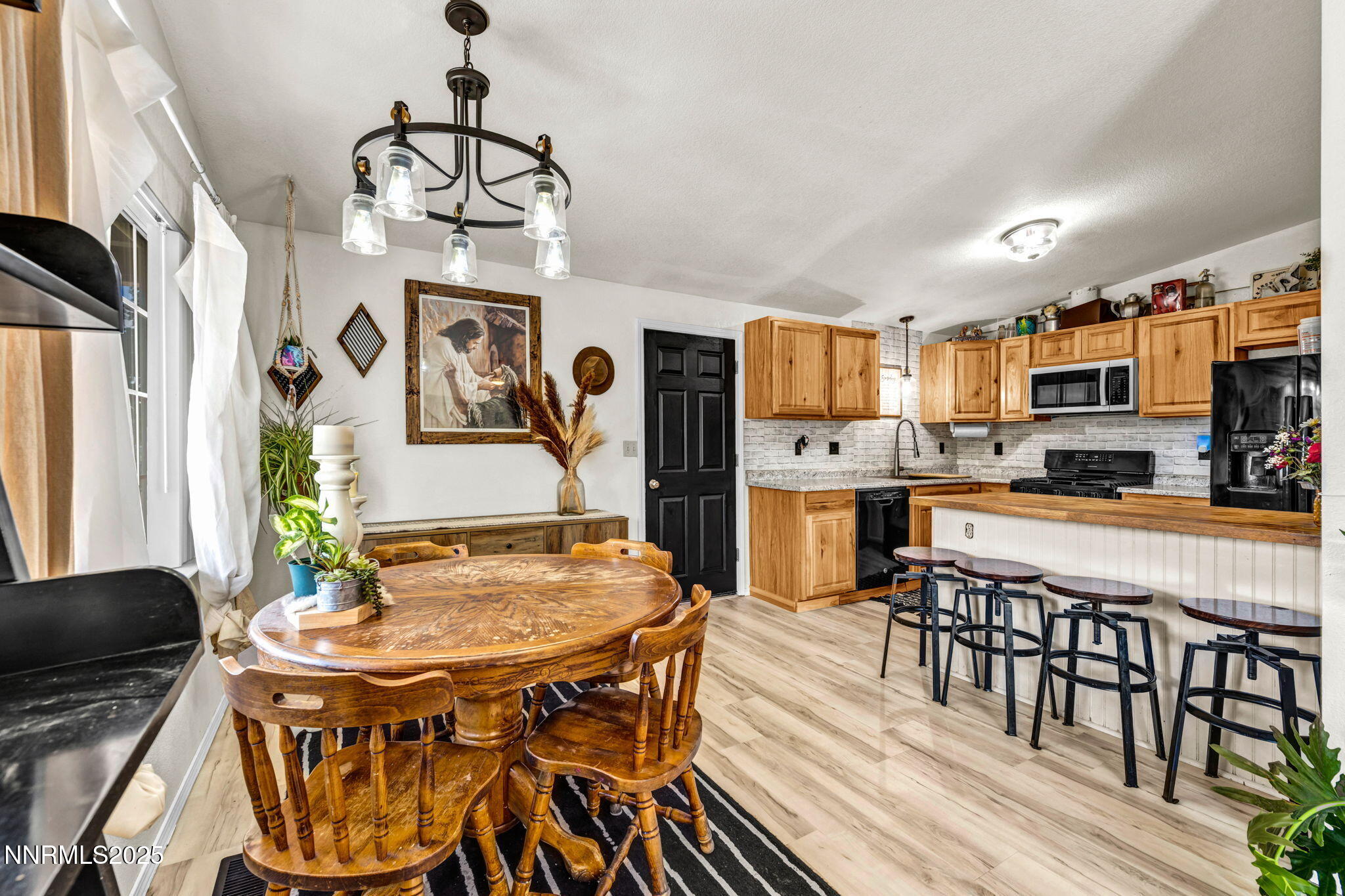 Dayton, Nevada 89403, United States, 3 Bedrooms Bedrooms, ,2 BathroomsBathrooms,Residential,Active,160784