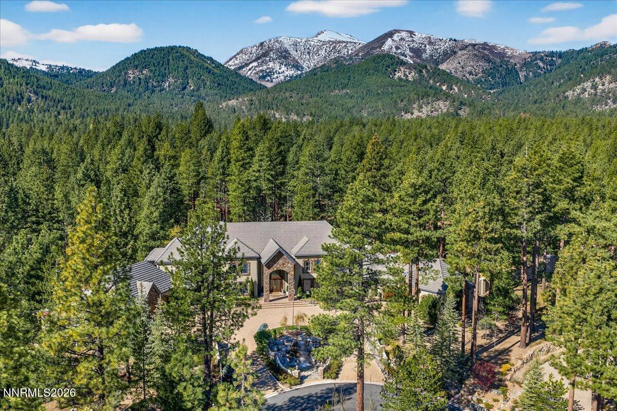 5925 Lake Geneva Drive