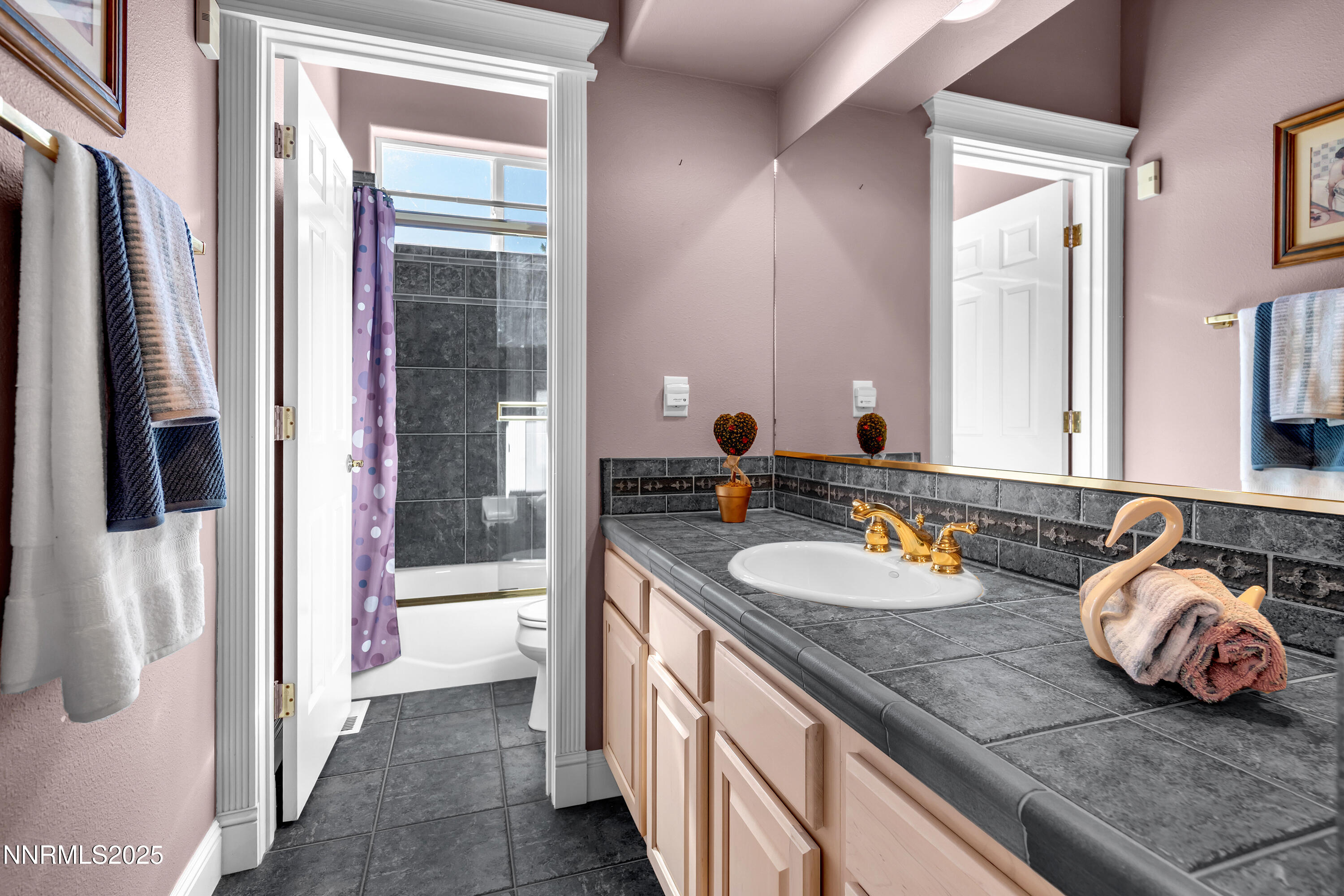 HiddenMeadows1860-044