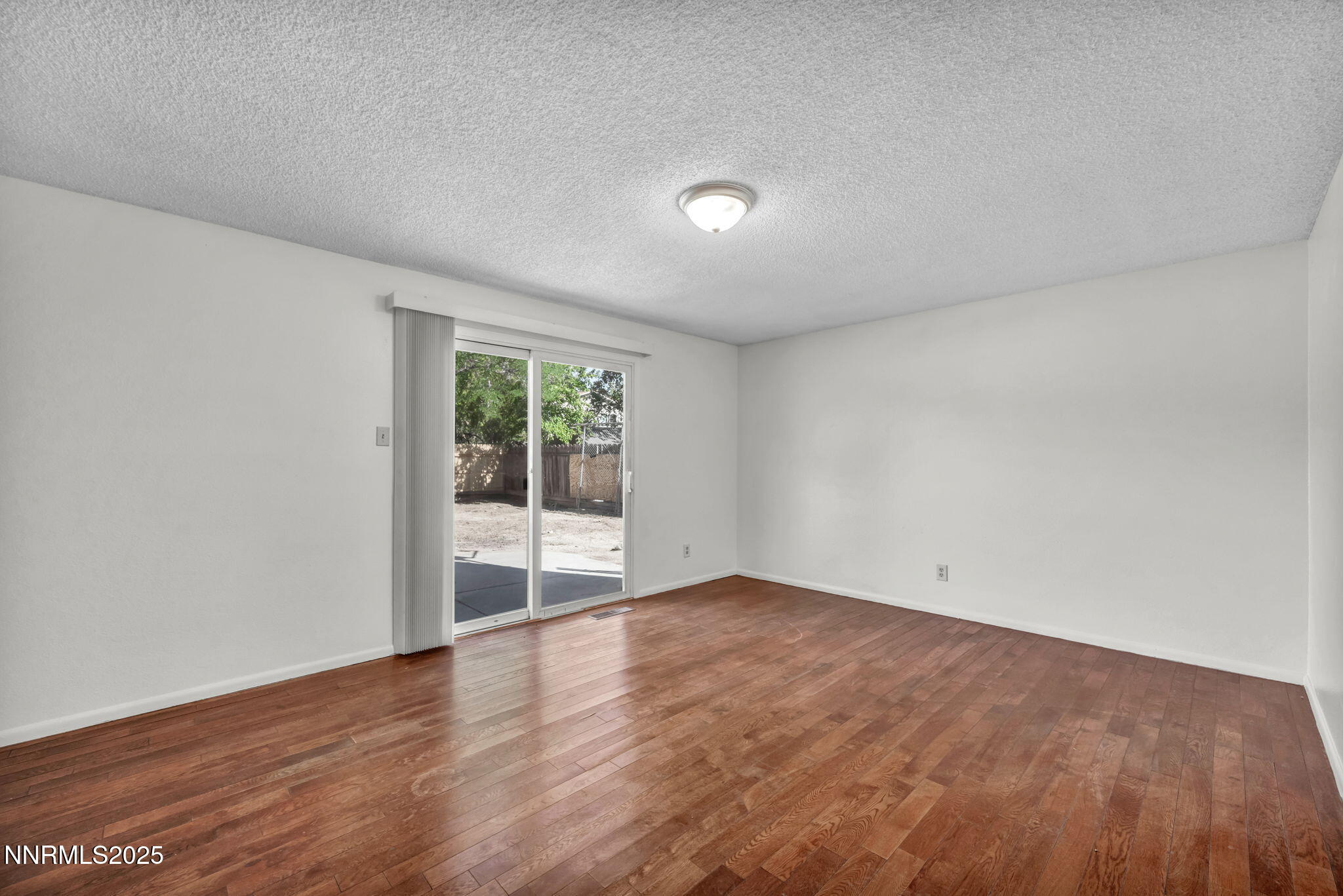 32-web-or-mls-7274-windmill-dr