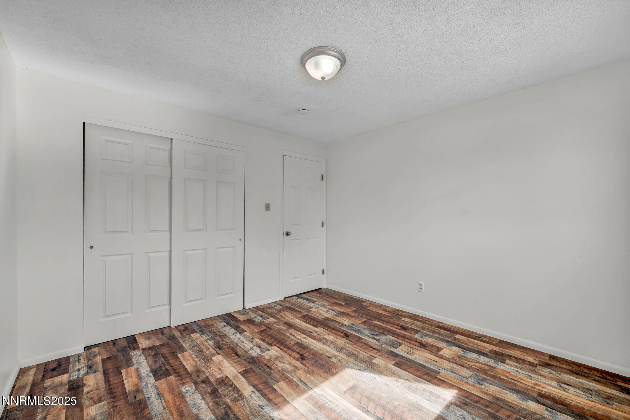 43-web-or-mls-7274-windmill-dr