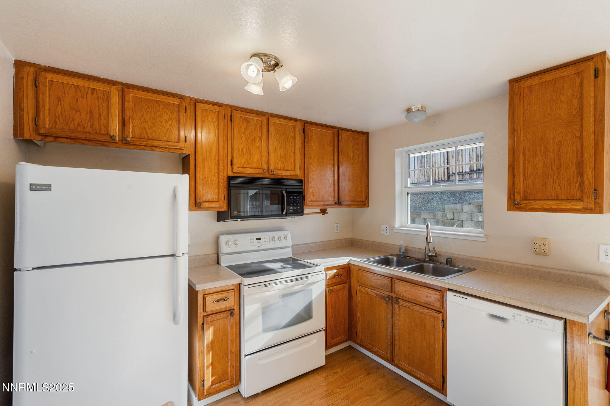 20-web-or-mls-DSC07295