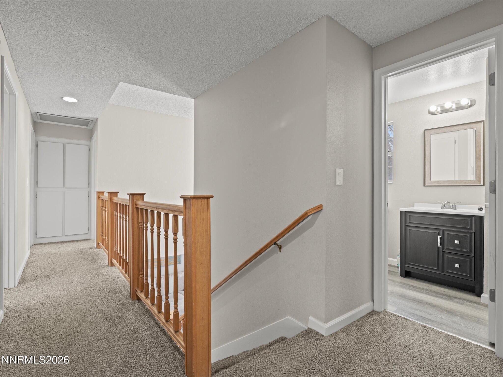 24-6060 Torrington Dr-123