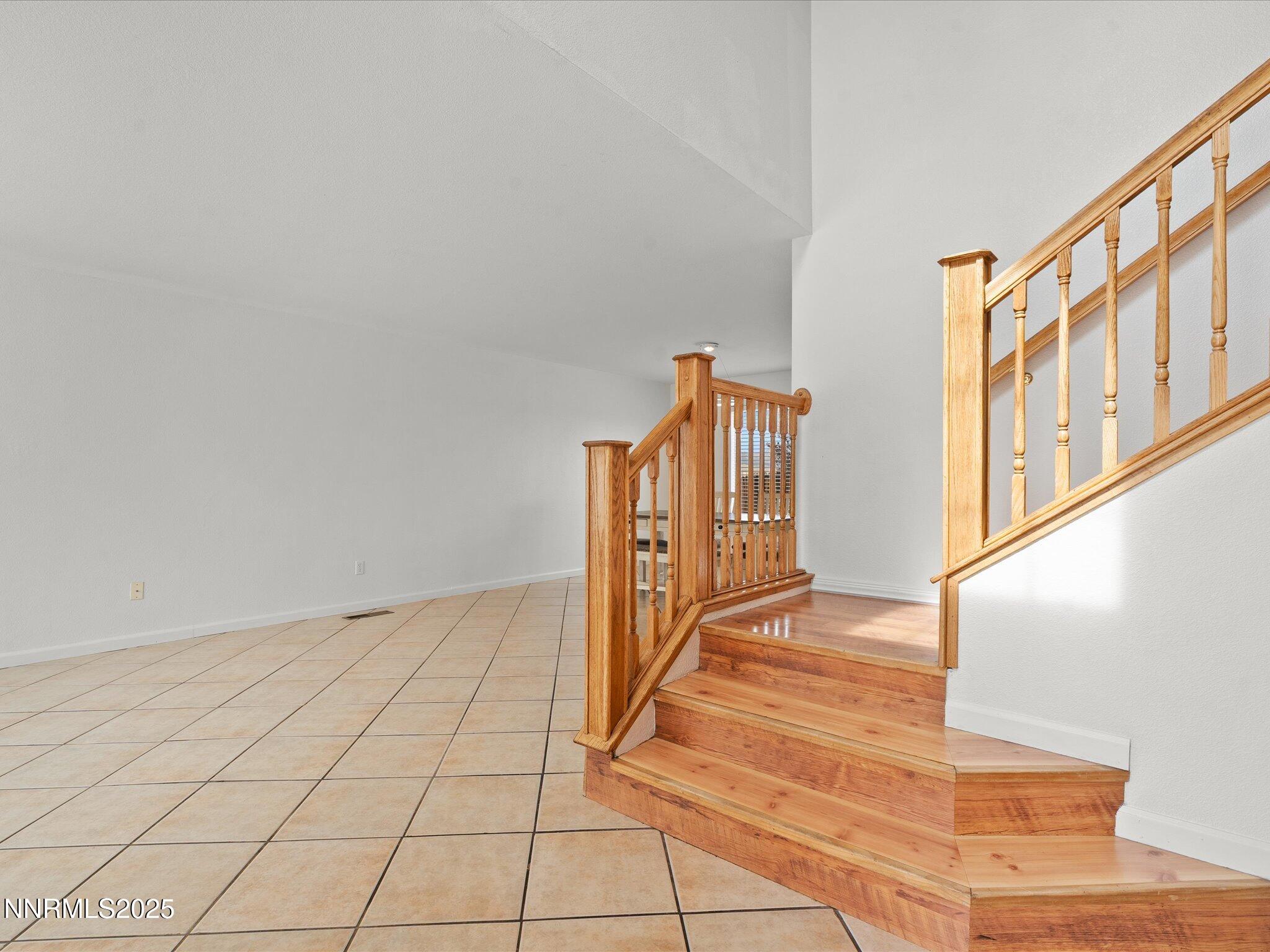 04-8031 Monterey Shores Dr-103