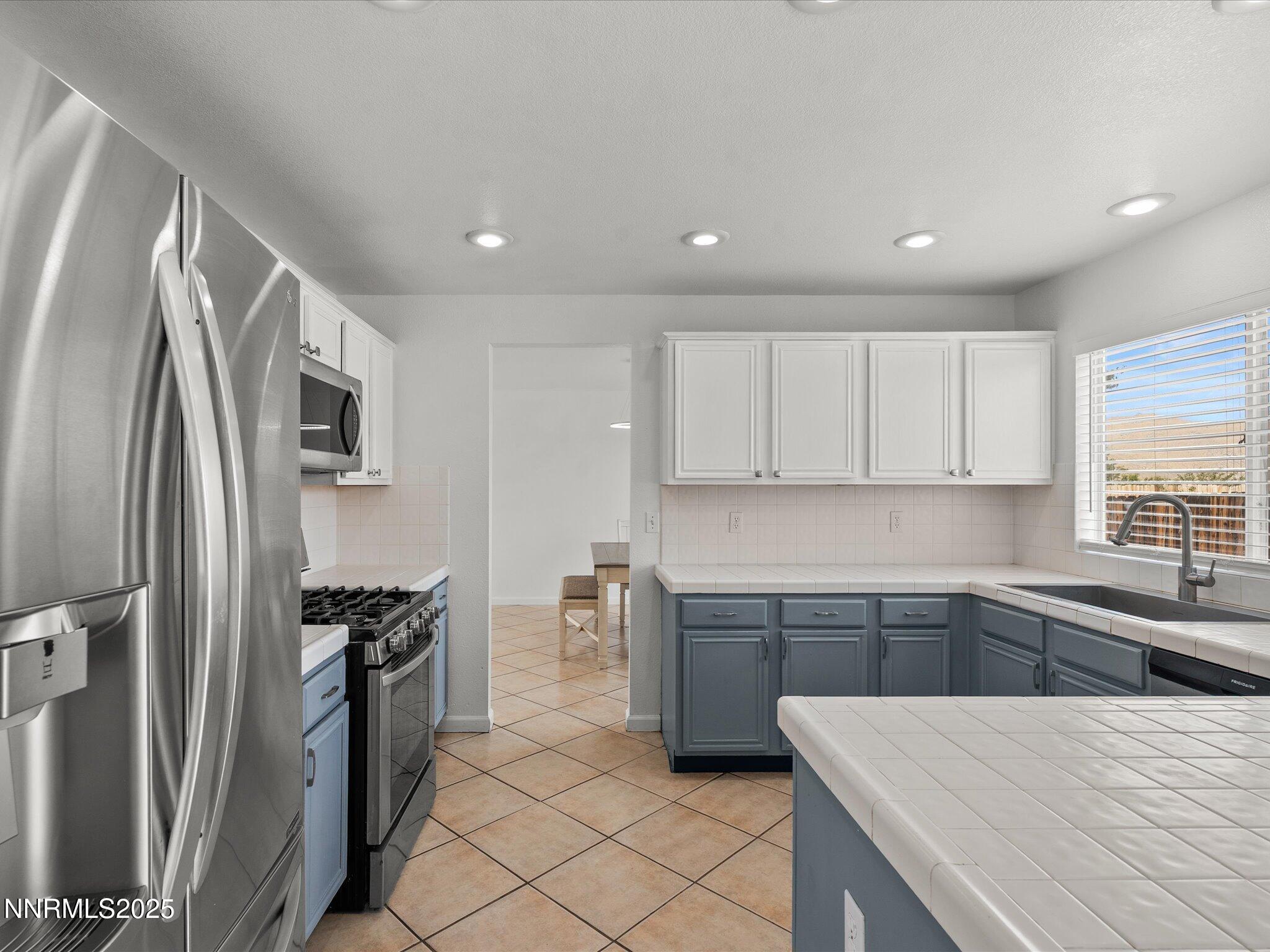 15-8031 Monterey Shores Dr-114