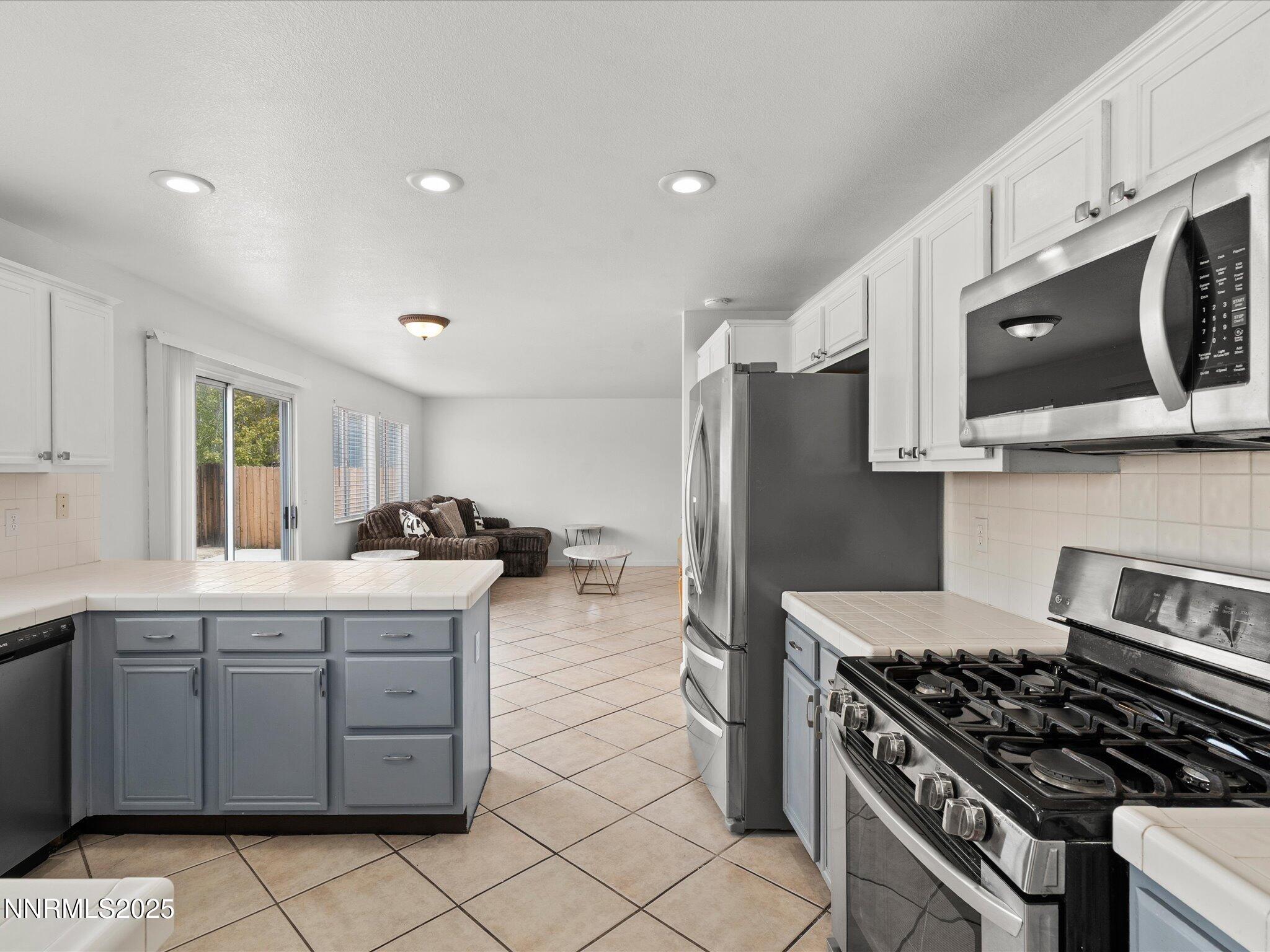 12-8031 Monterey Shores Dr-111