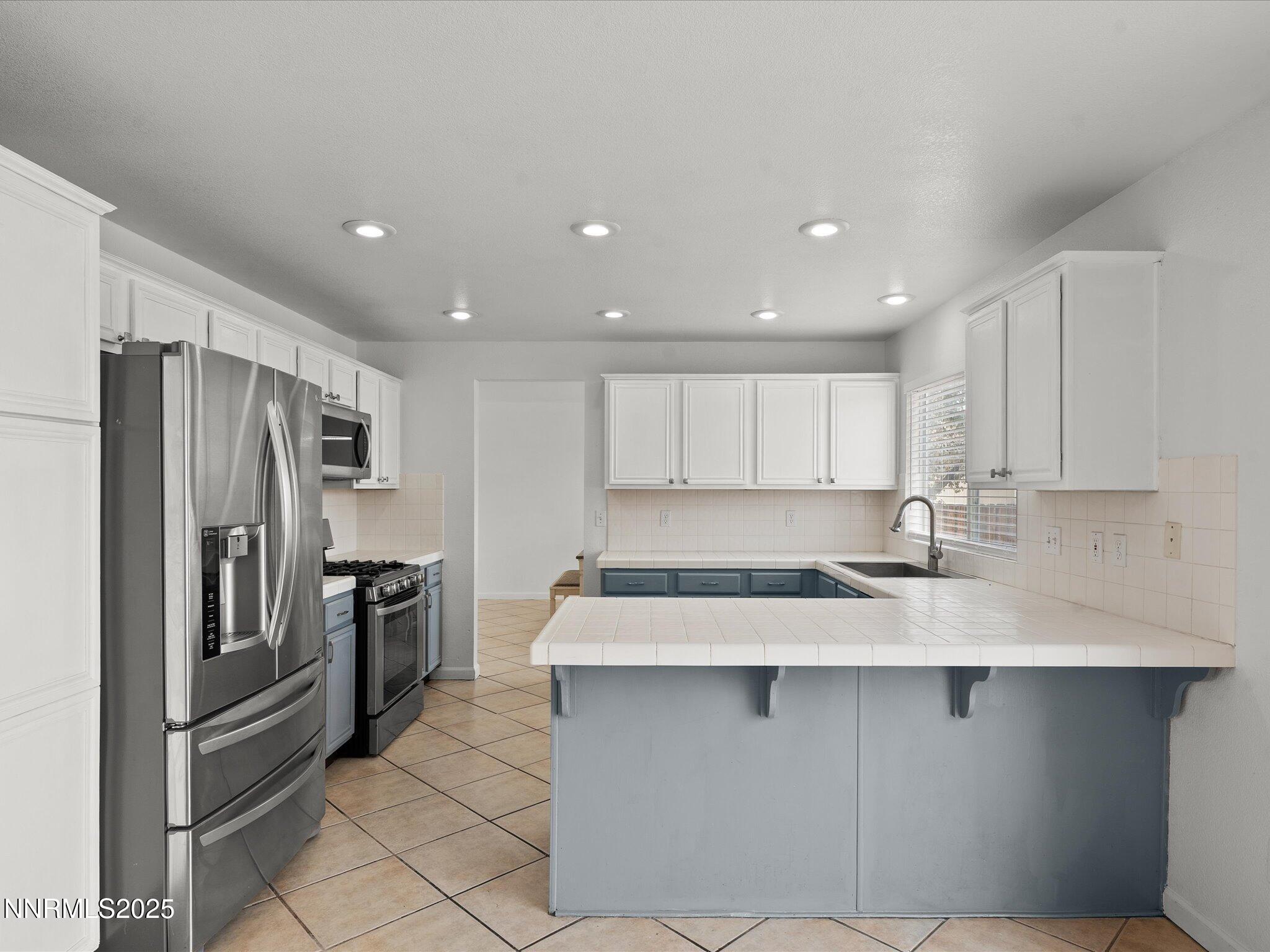 16-8031 Monterey Shores Dr-115