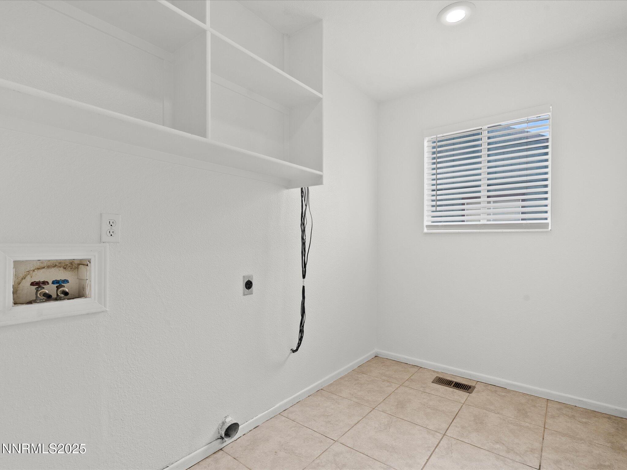 20-8031 Monterey Shores Dr-119