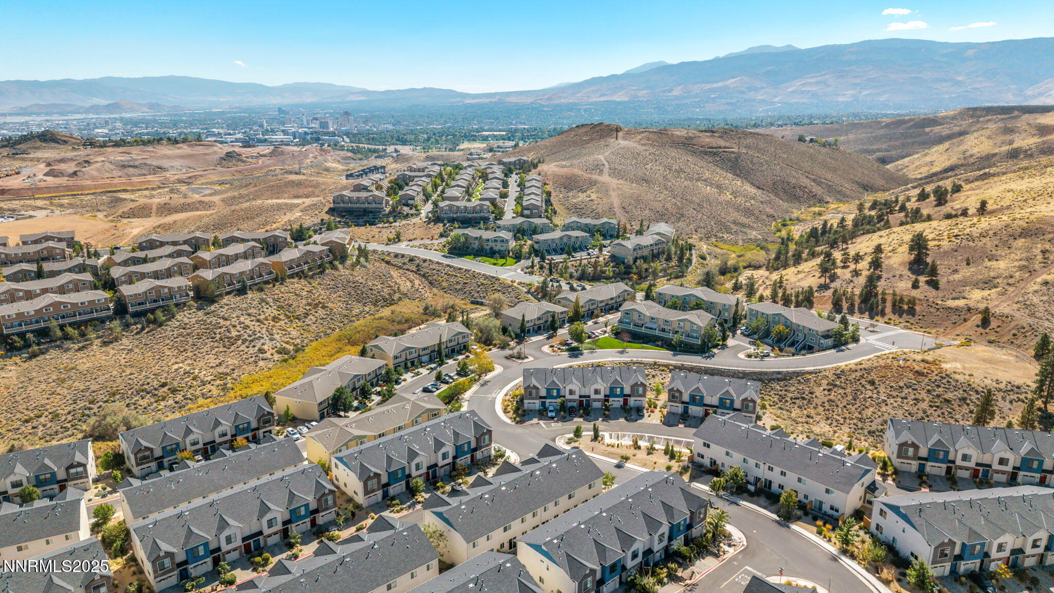 17-web-or-mls-585-logan-jacob-ln