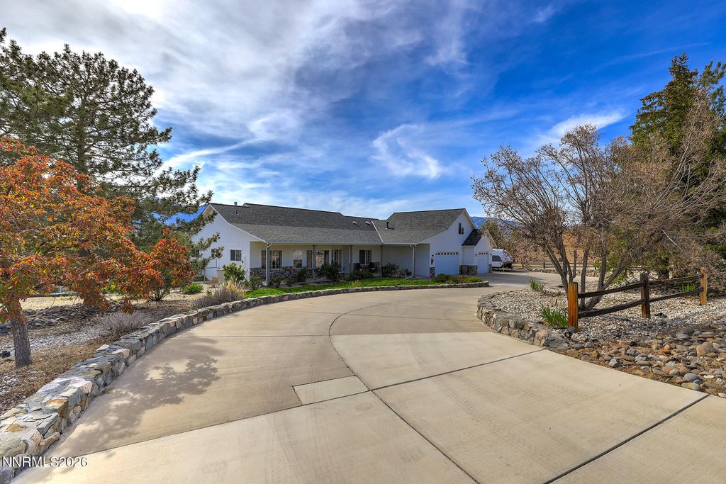 Photo of 2930 Santa Inez Drive, Minden, NV 89423 (MLS # 260005592)
