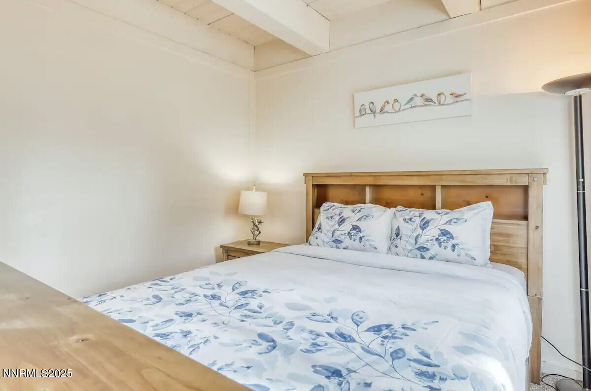 810AlderAve_56166_12