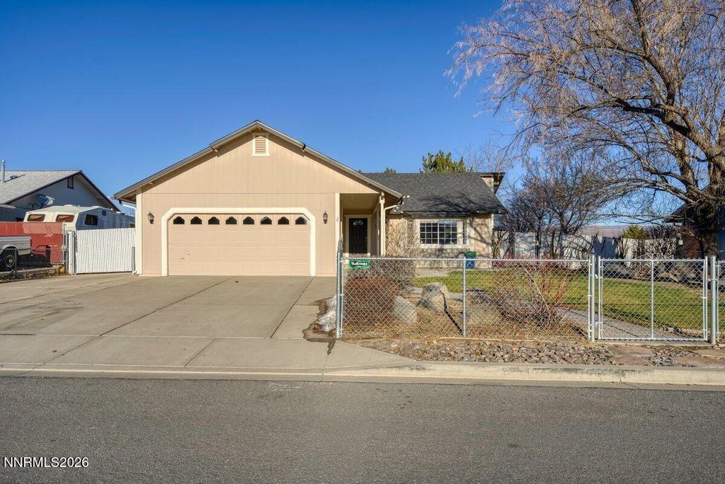 Photo of 260 Veronica Avenue, Sparks, NV 89436 (MLS # 260000596)
