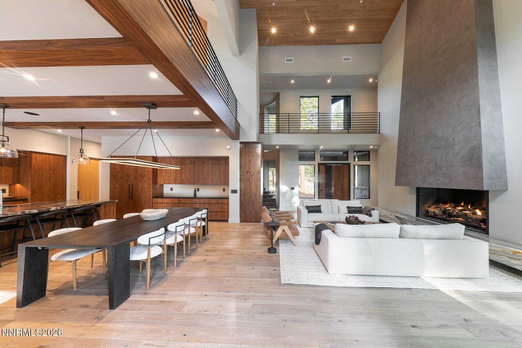 Interior-028-063-1800x1200