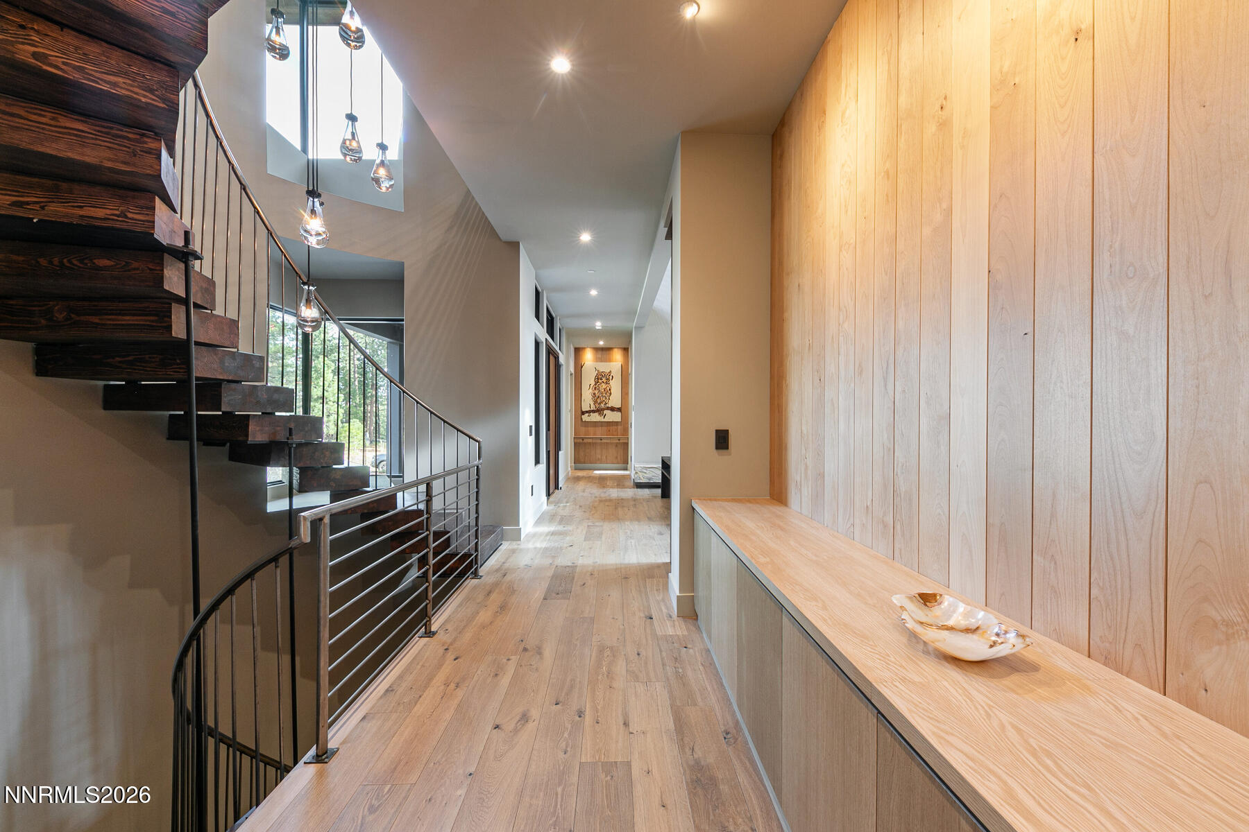 Interior-035-032-1800x1200