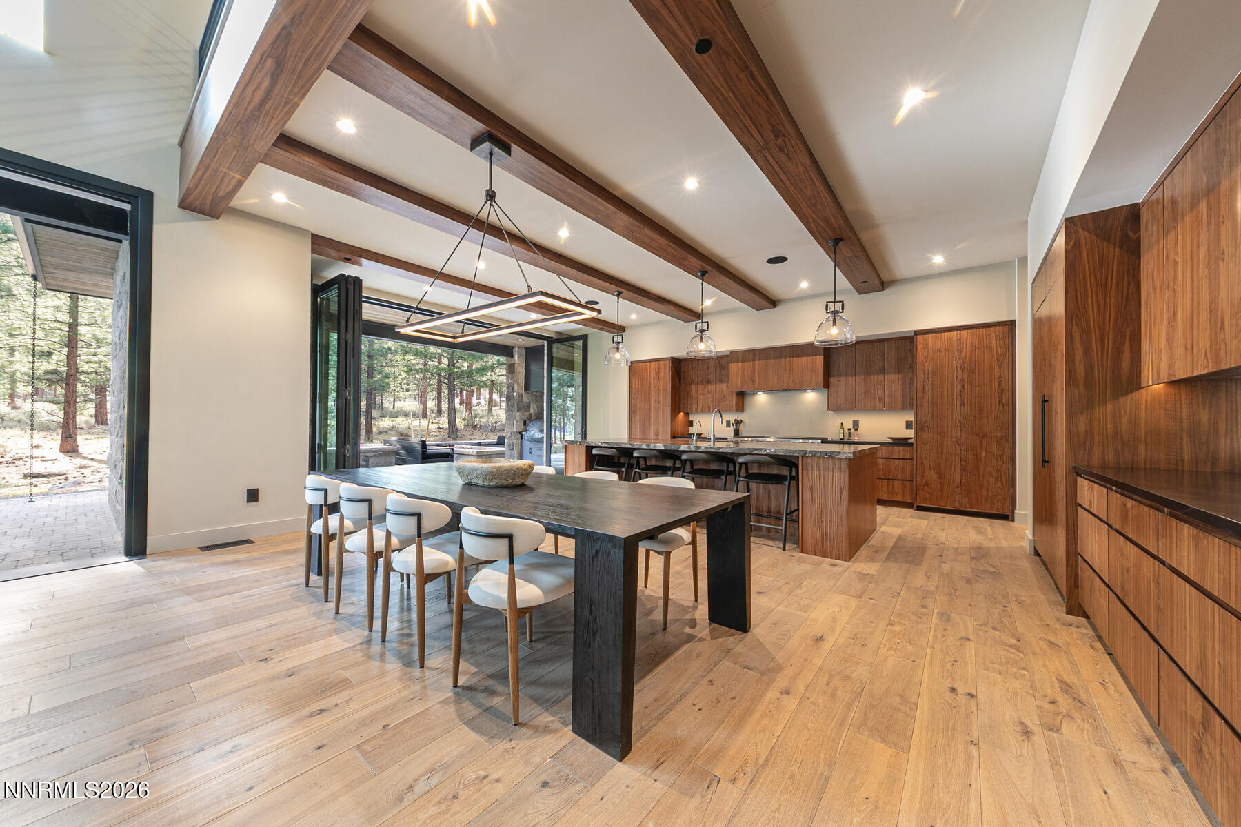 Interior-026-059-1800x1200