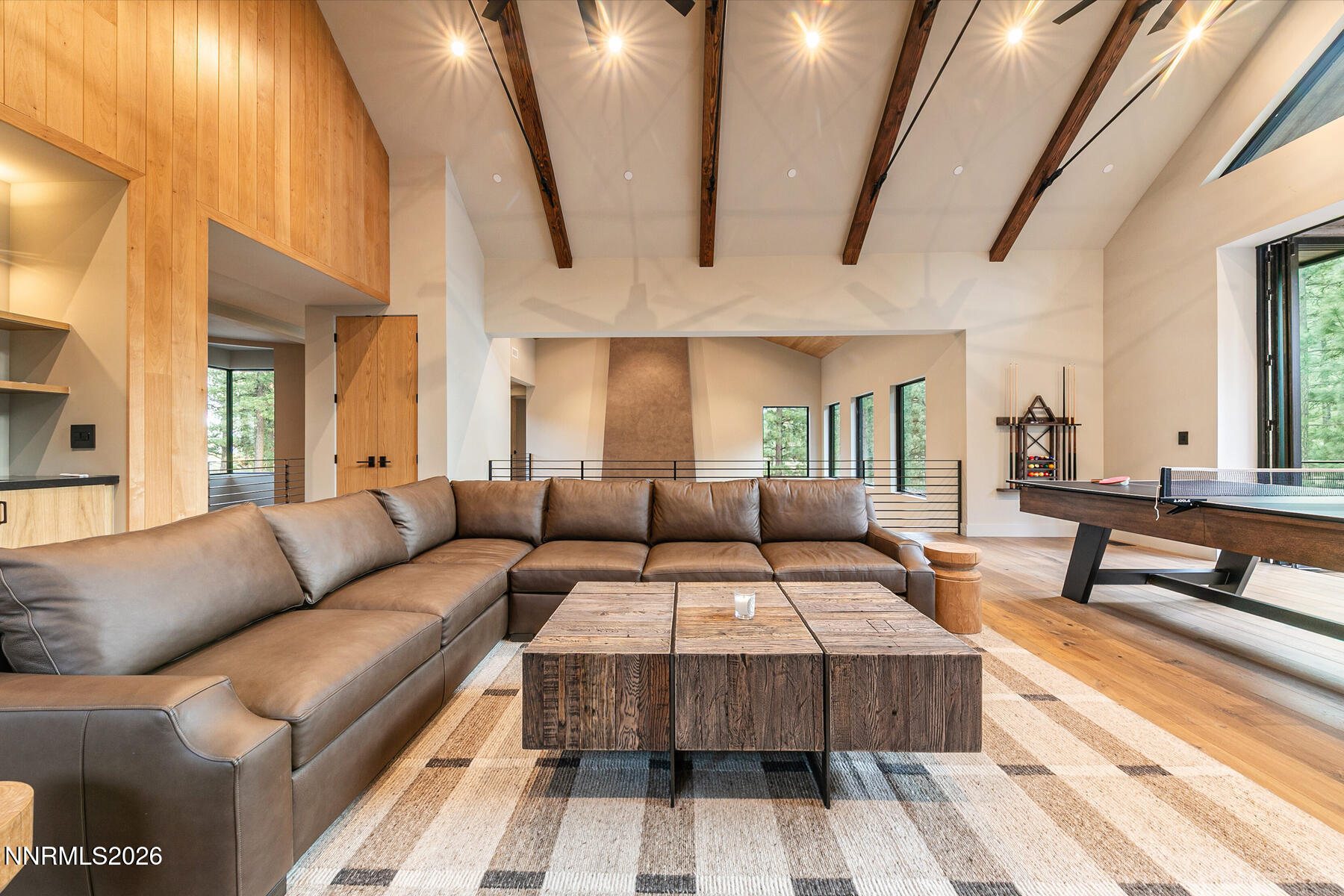 Interior-062-069-1800x1200