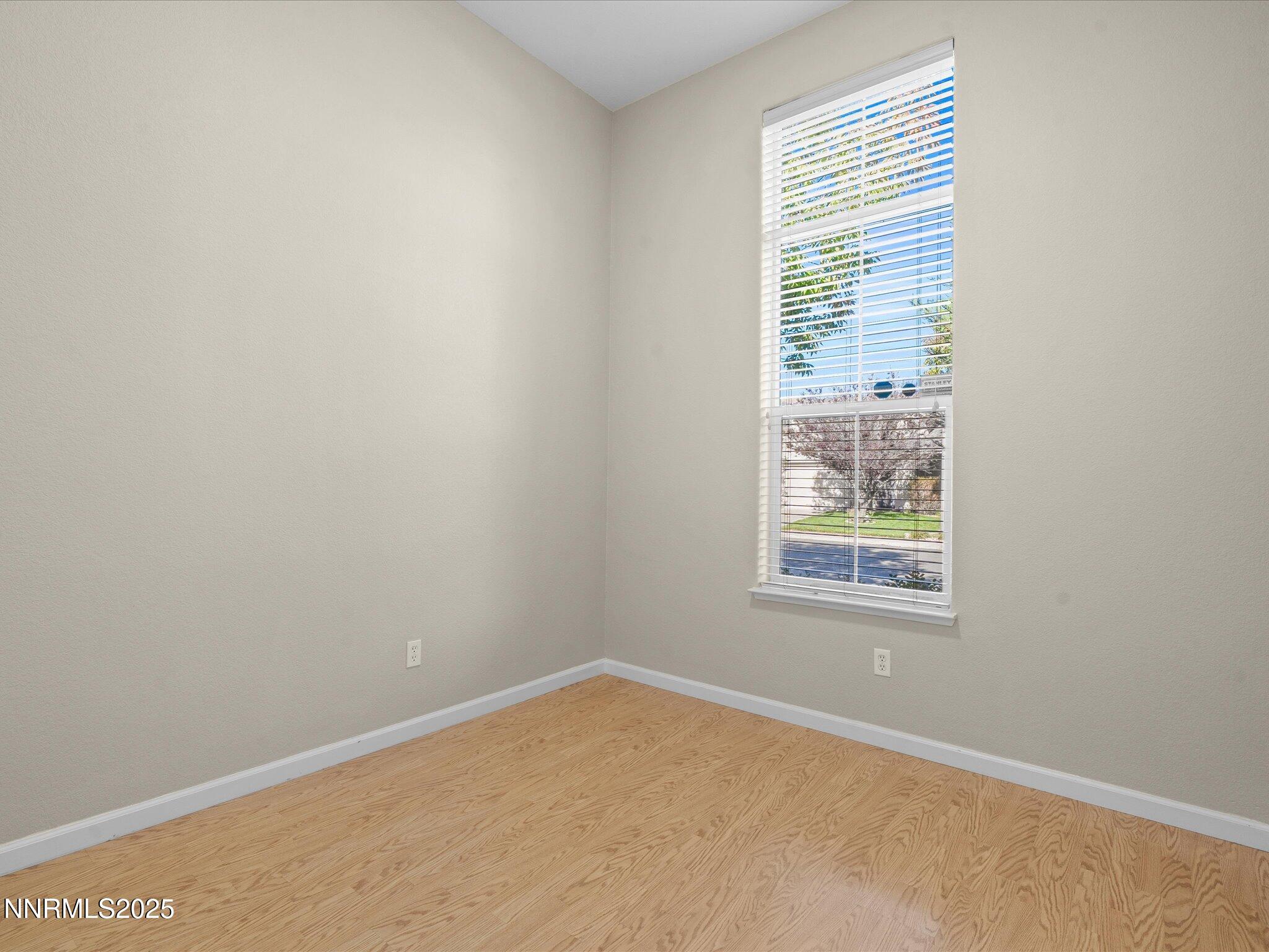 23-9290 Hummer Dr-122