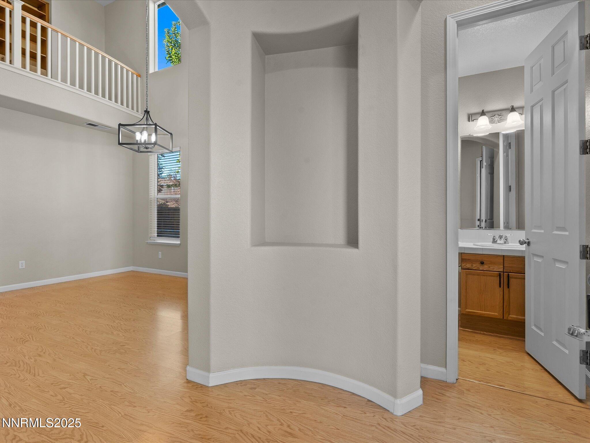 05-9290 Hummer Dr-104